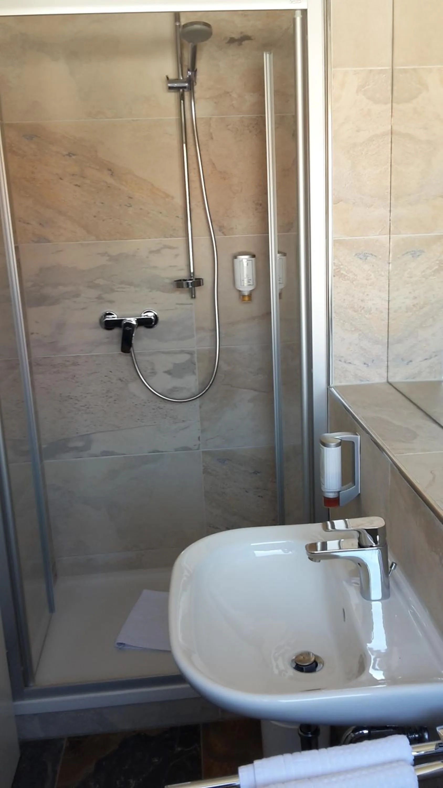Bathroom in Hotel Restaurant Engel