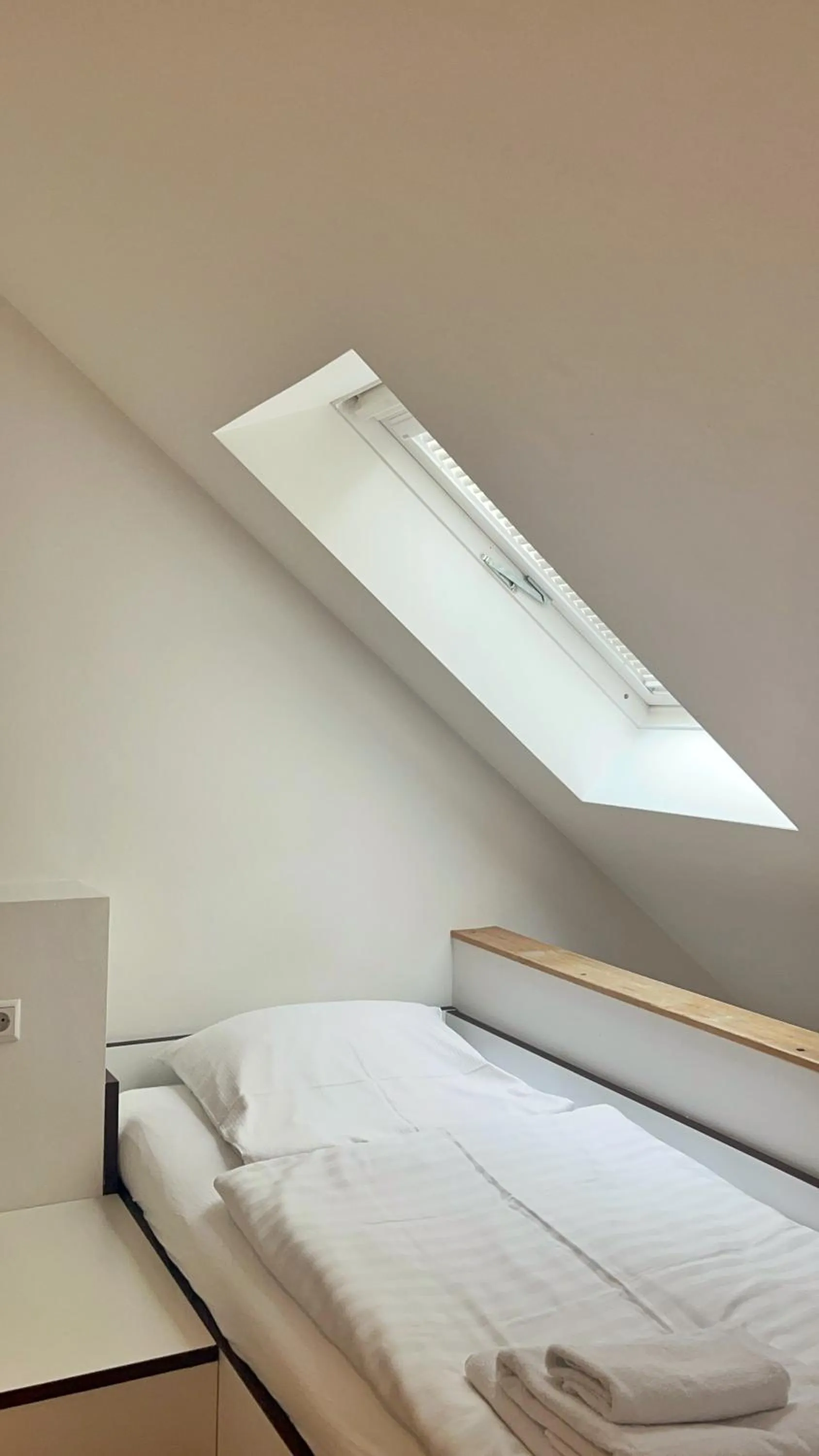 Bed in GLS Studio Hotel Berlin