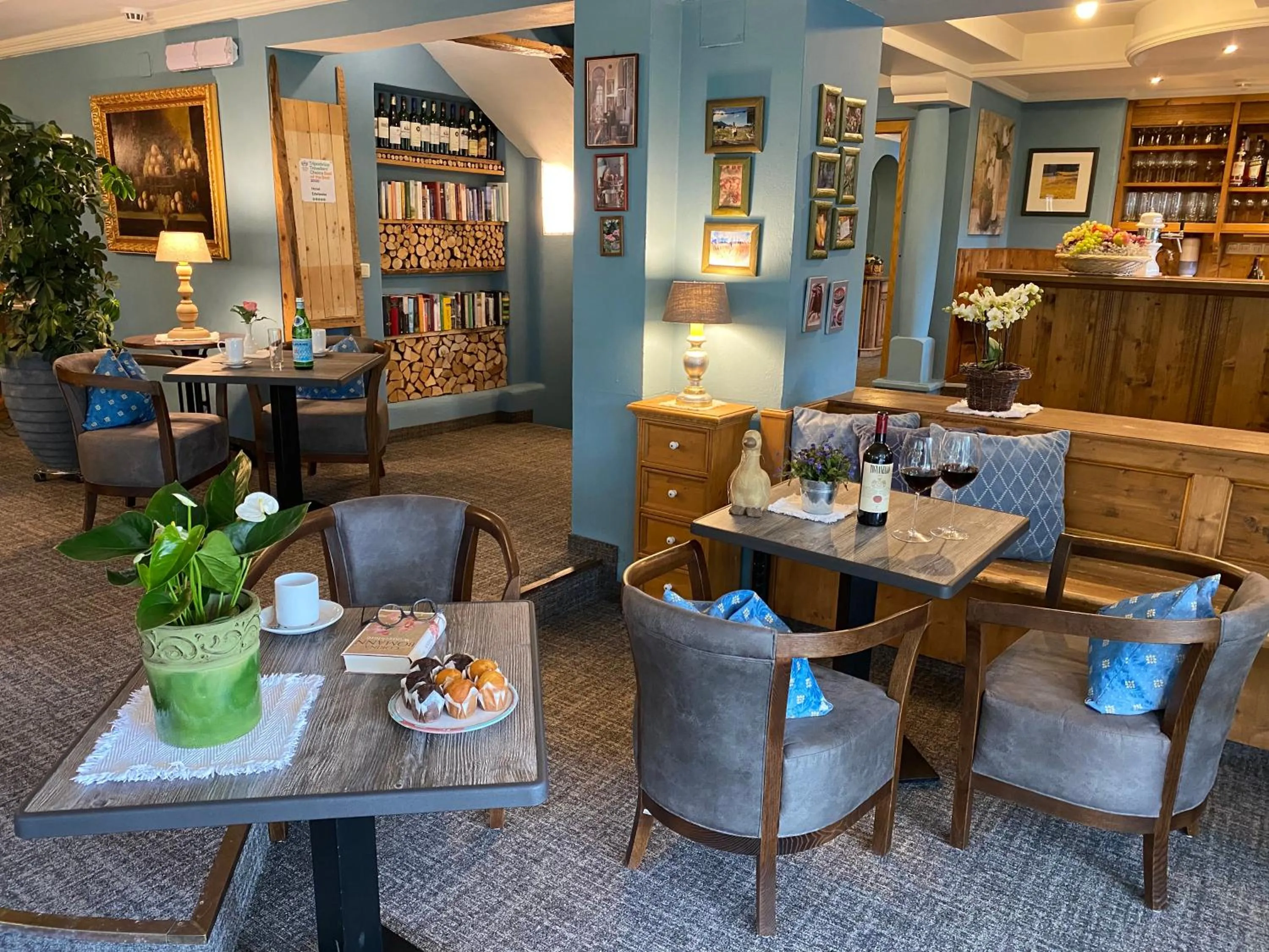 Lounge or bar in Hotel Edelweiss Kitzbühel