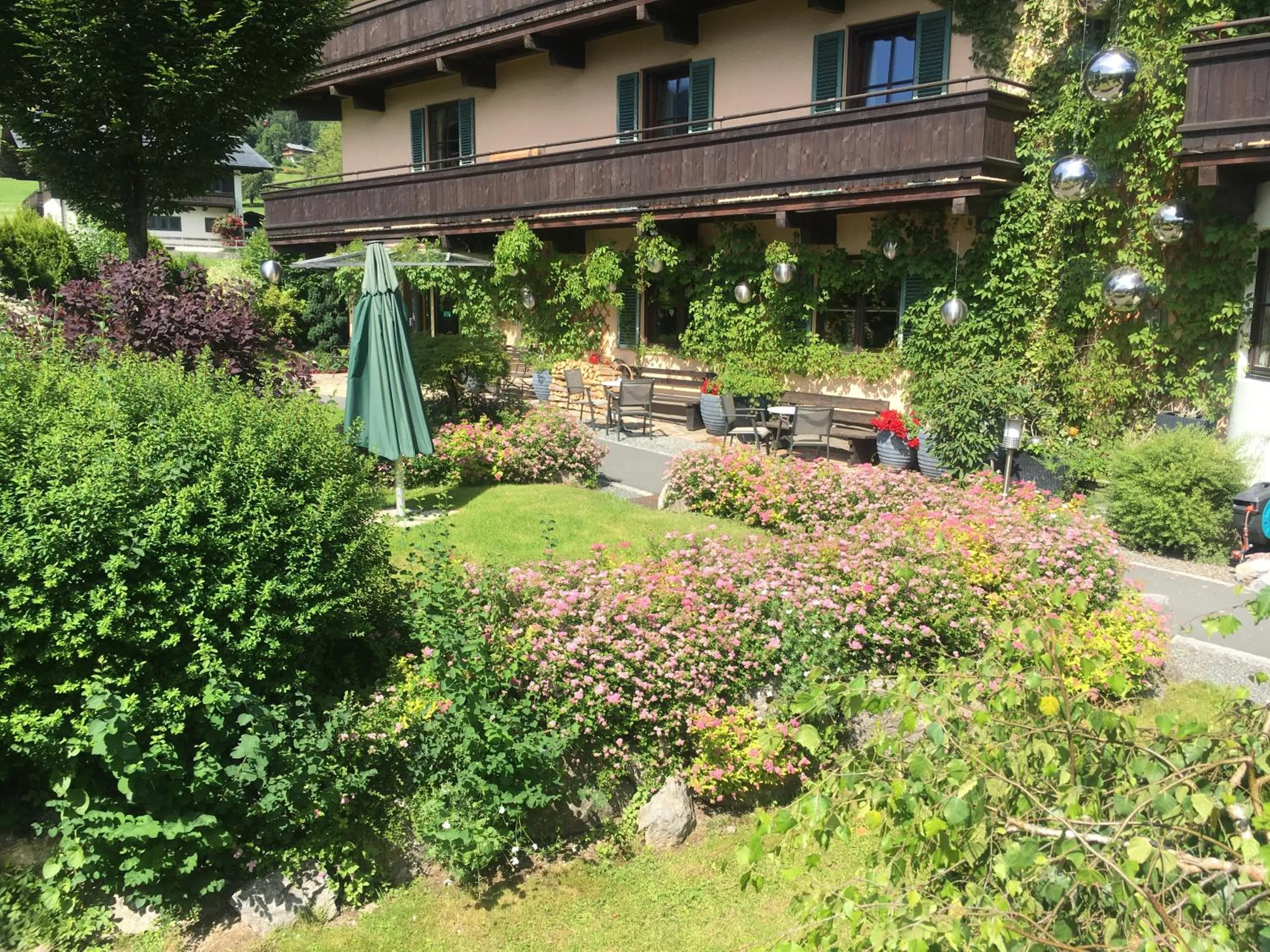 Property building in Hotel Edelweiss Kitzbühel