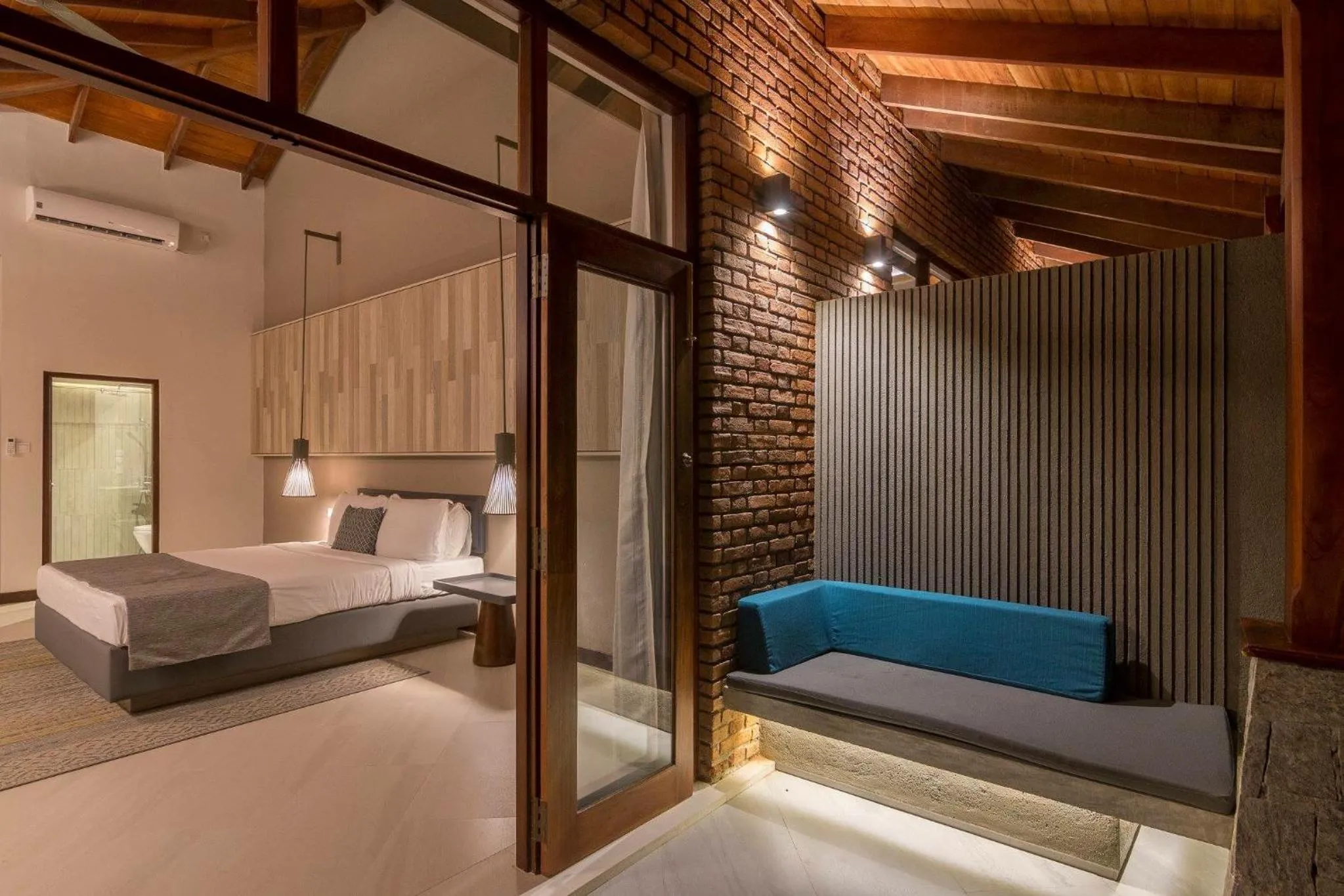 Bed in Victoria Golf Resort