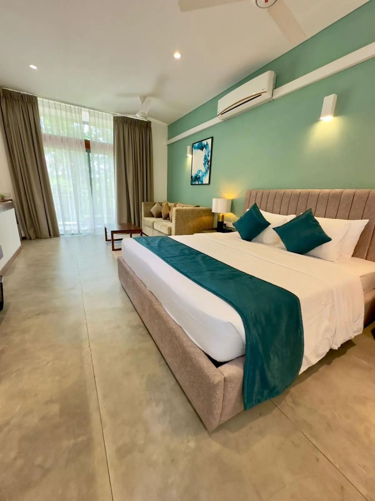 Bed in Victoria Golf Resort