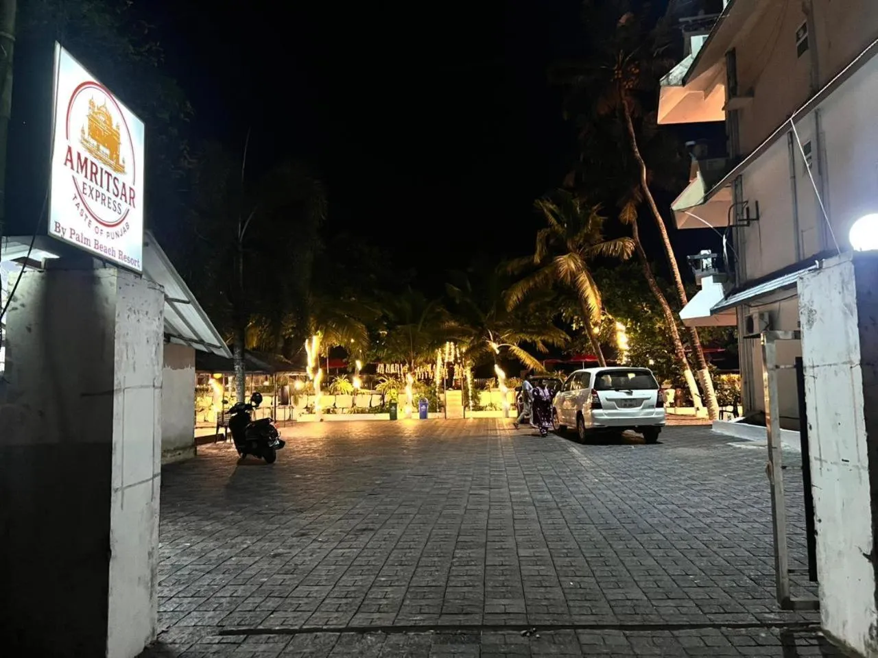 Property building in Palm Beach Resort, Alleppey