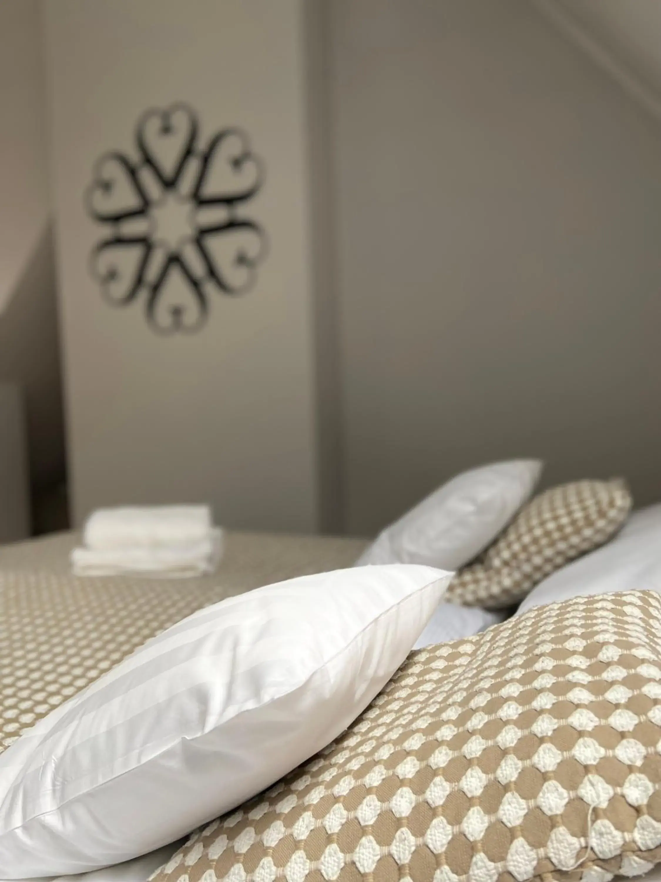 Bedroom, Bed in Harenda Residence - Destigo Hotels Bedroom, Bed in Harenda Residence - Destigo Hotels