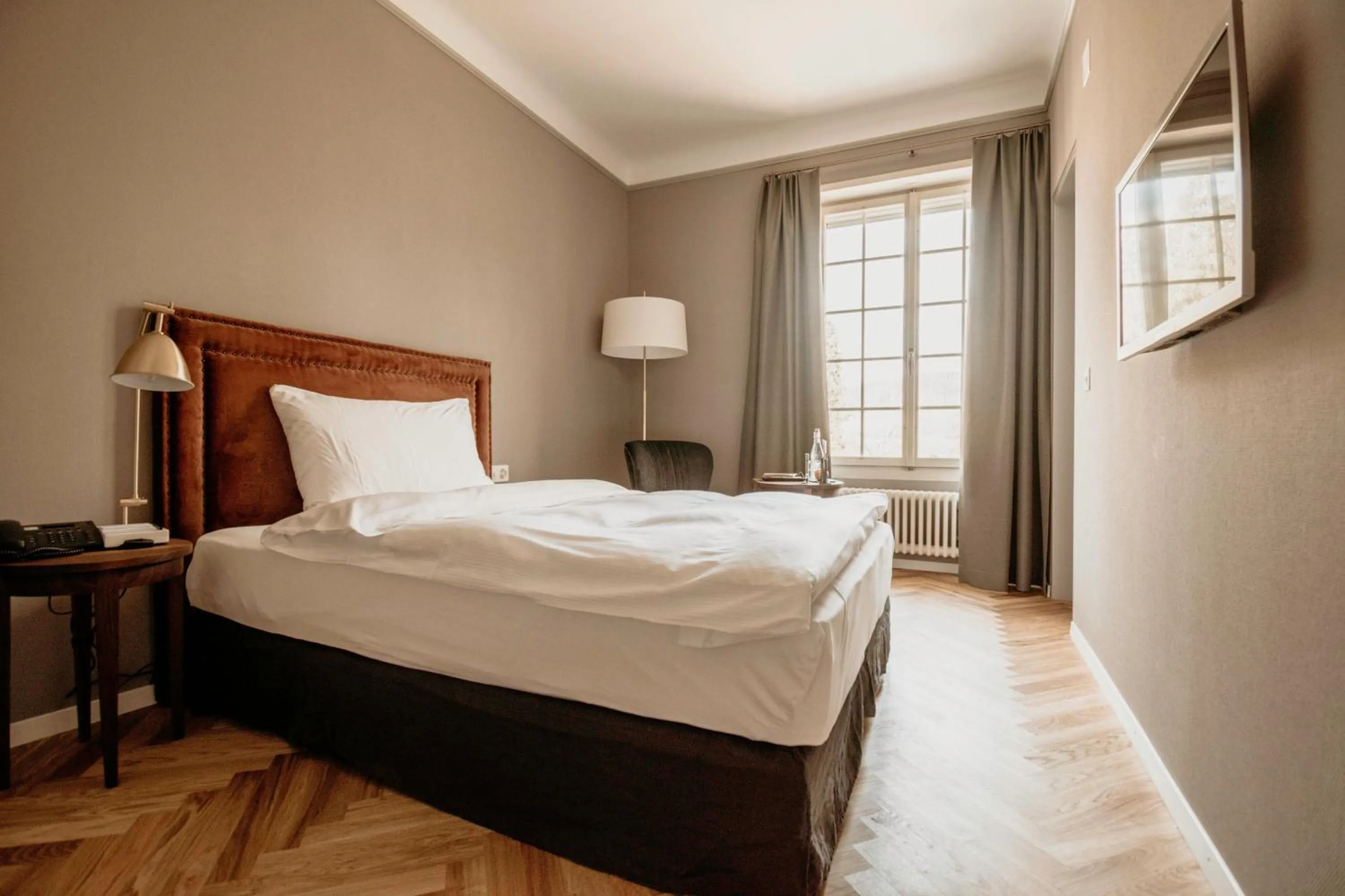 Bed in Hotel Schloss Hünigen