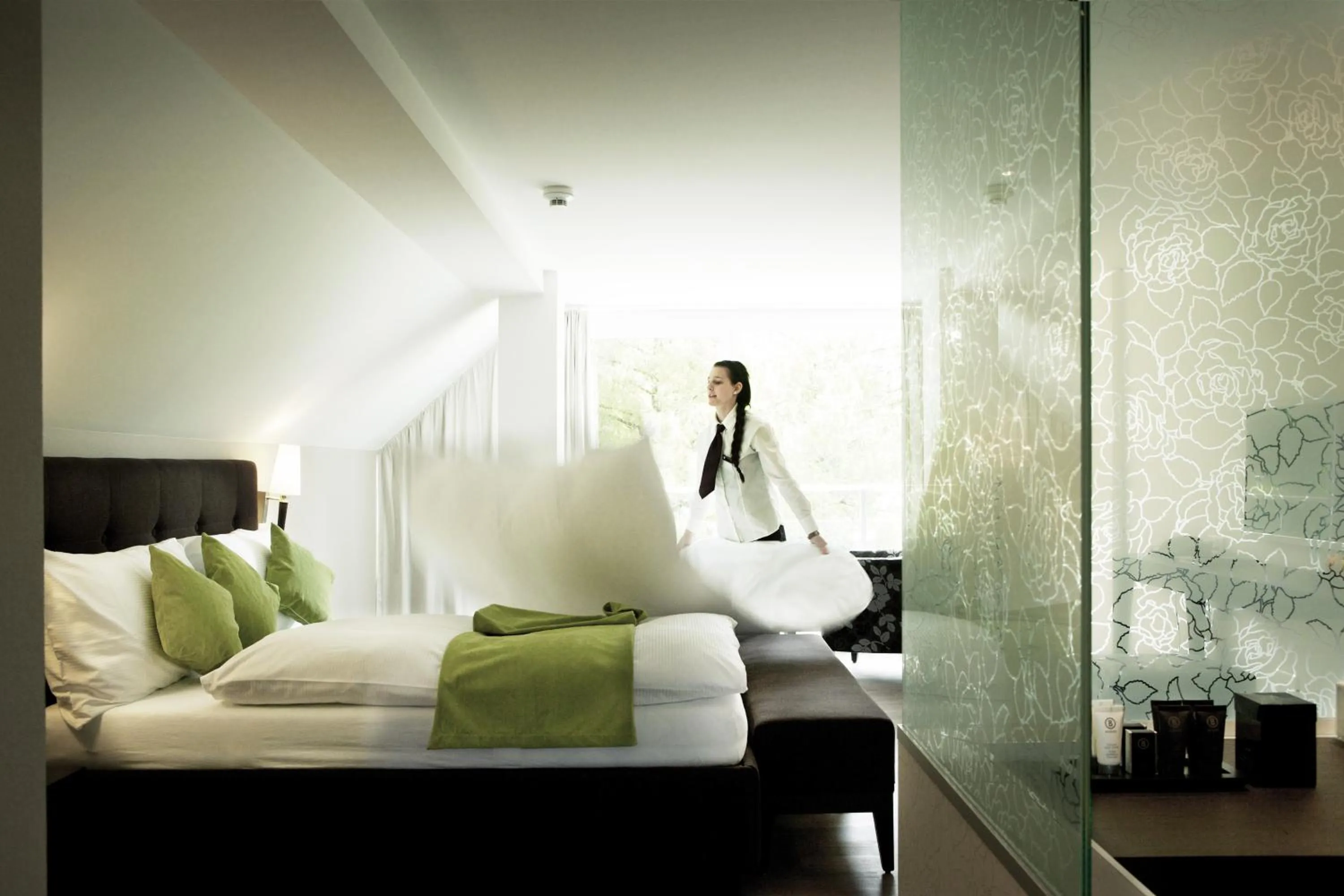 Bedroom, Bed in Hotel Schloss Hünigen