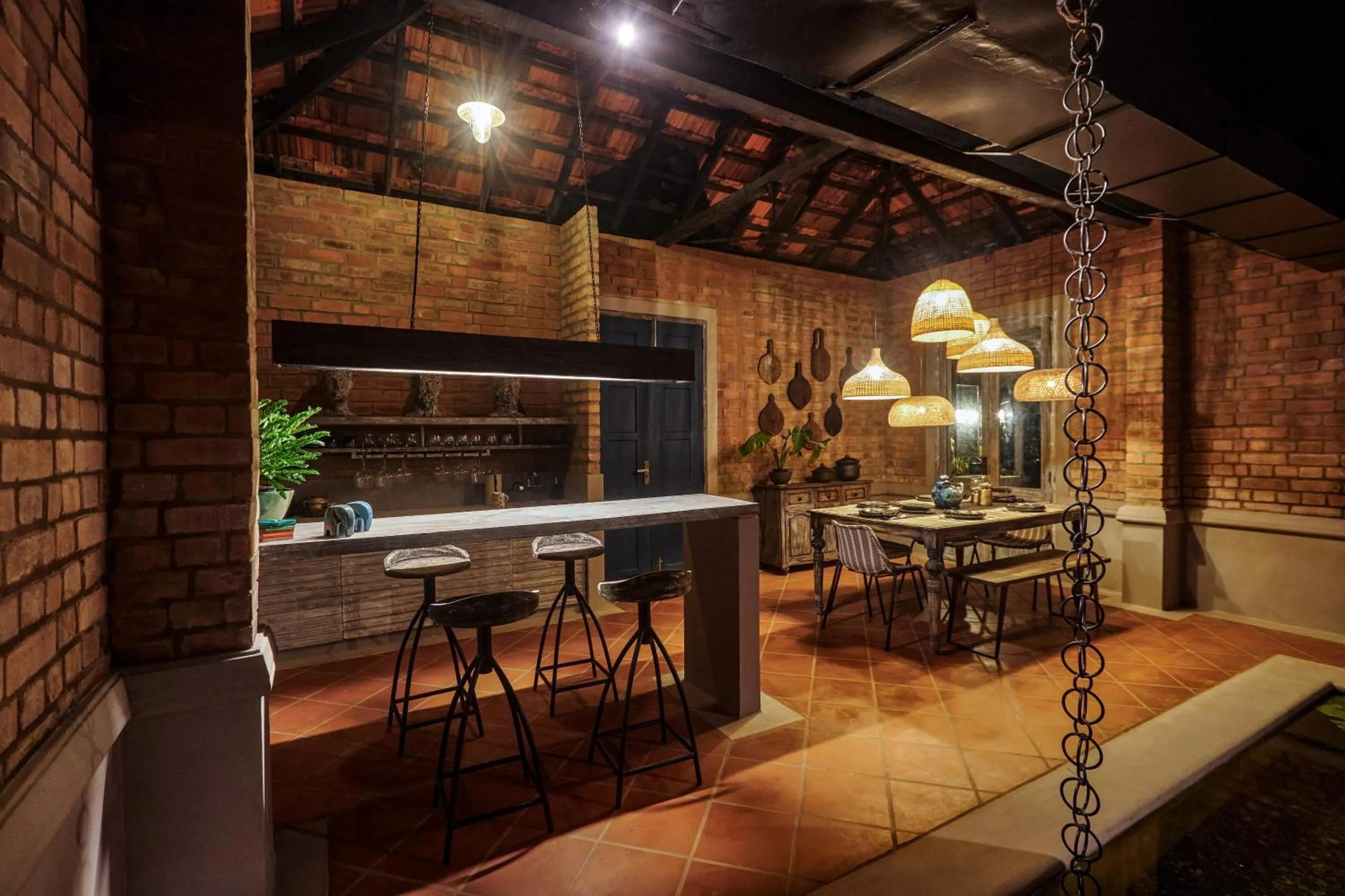 Lounge or bar in Periyar River Lodge