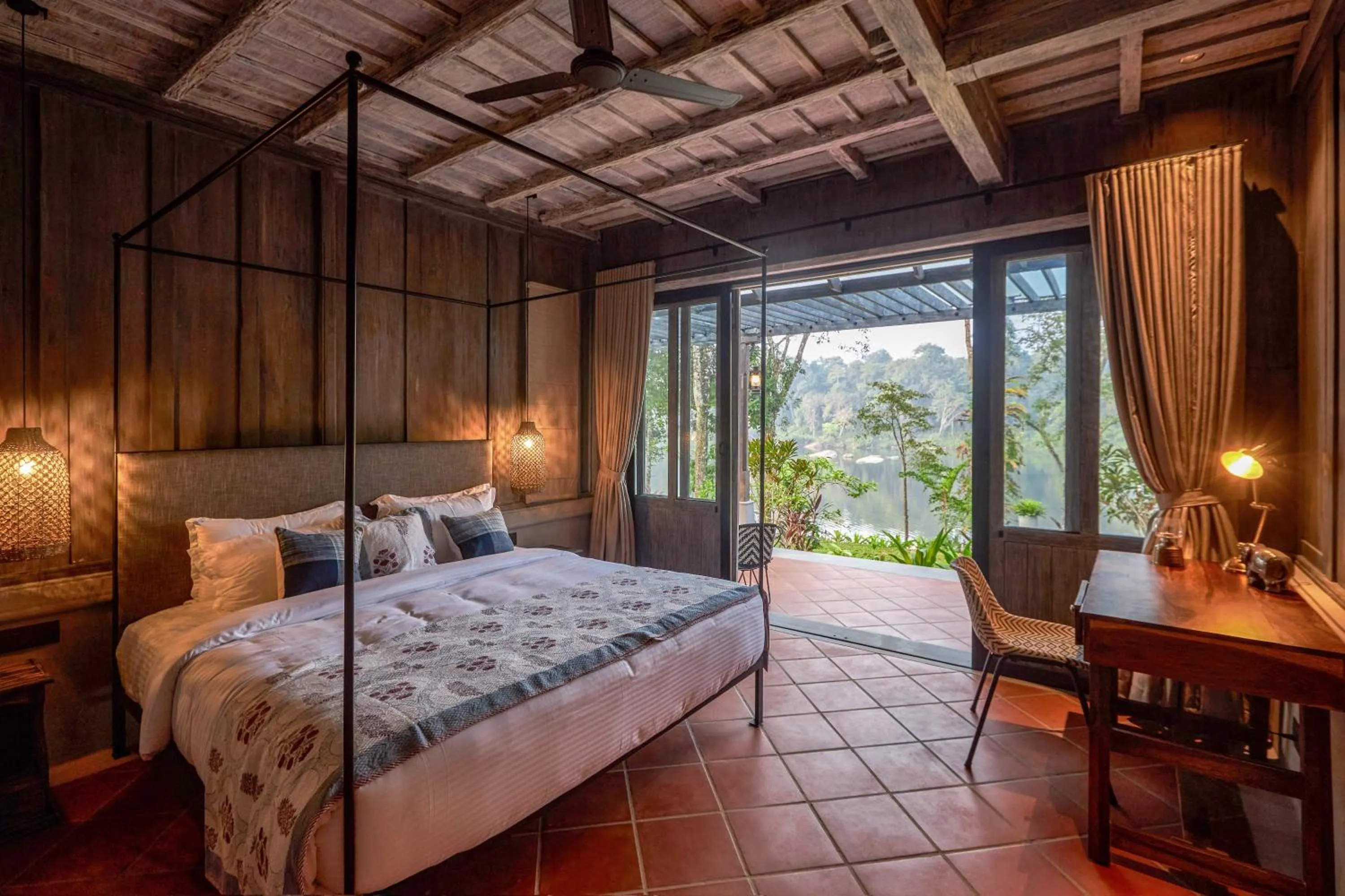 Bedroom, Bed in Periyar River Lodge