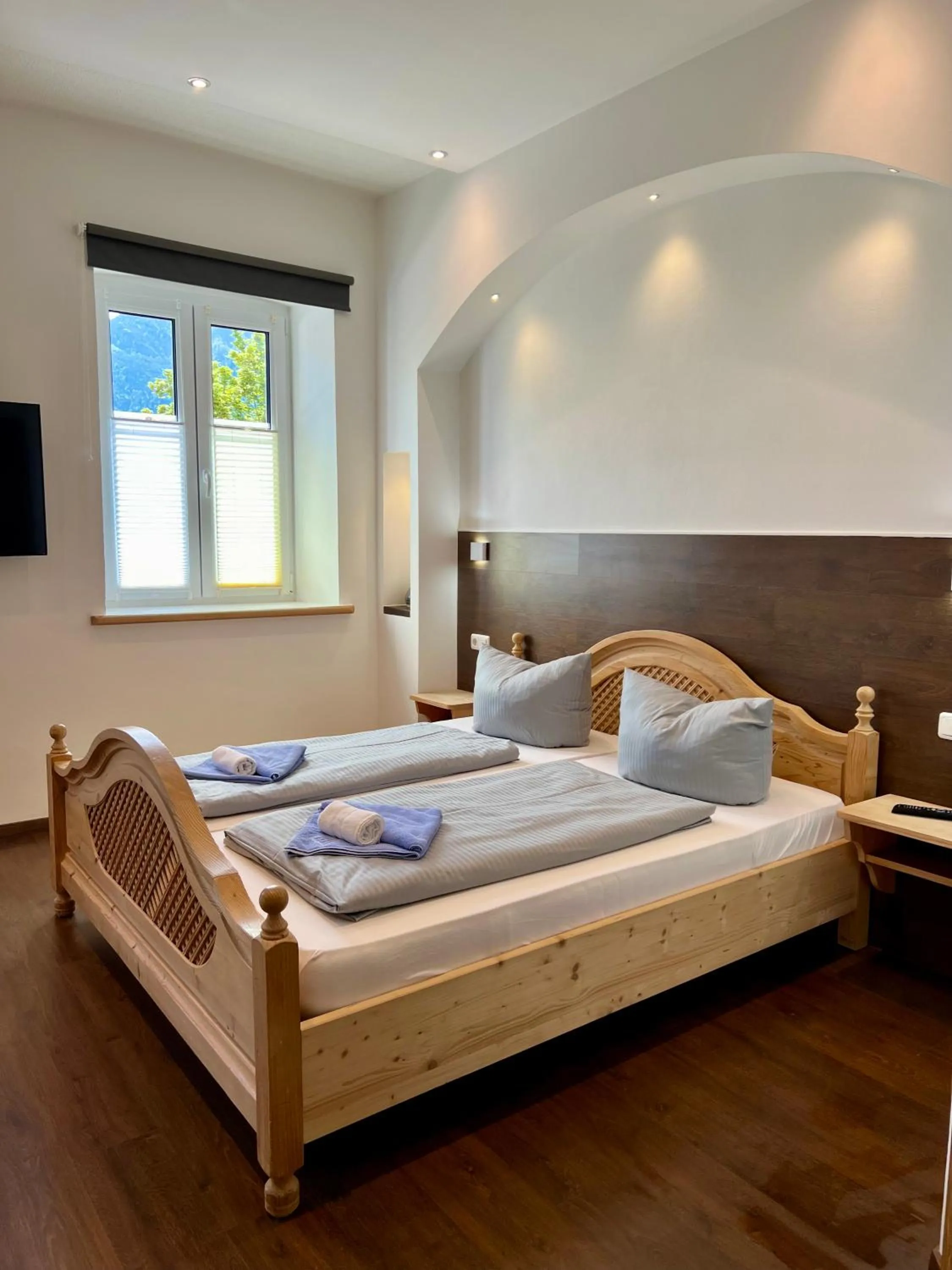 Photo of the whole room, Bed in Gasthof Löwen