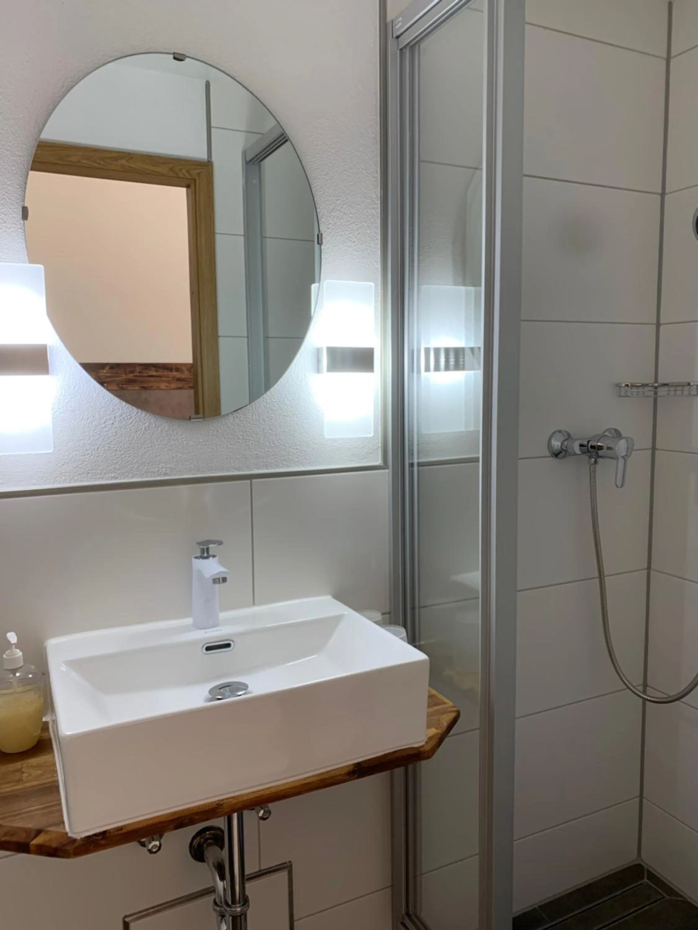 Bathroom in Gasthof Löwen