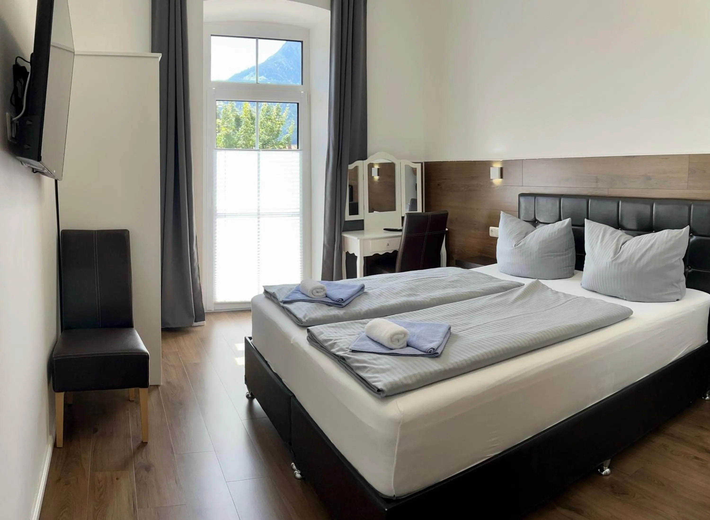 Photo of the whole room, Bed in Gasthof Löwen