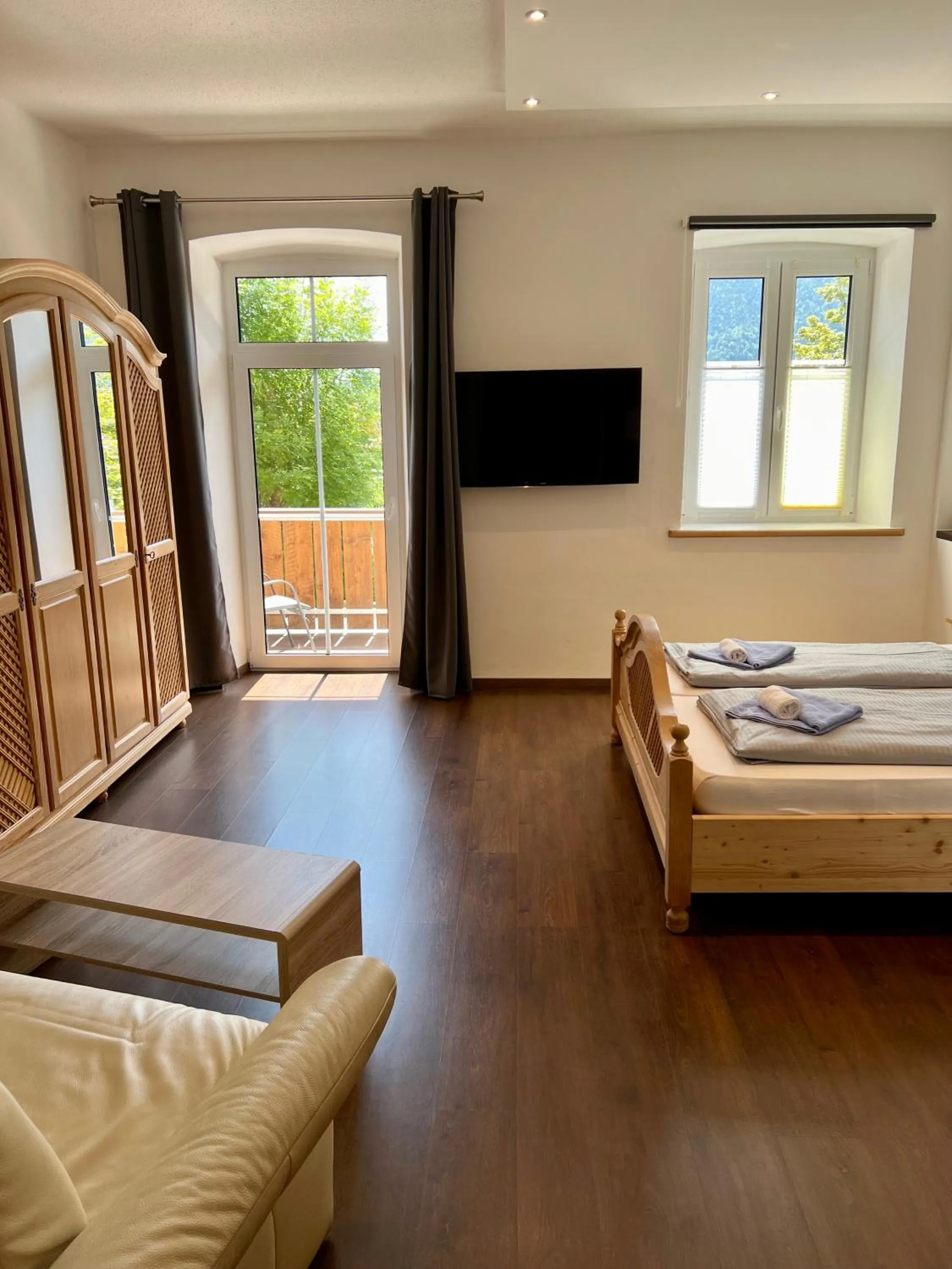 Photo of the whole room, Bed in Gasthof Löwen