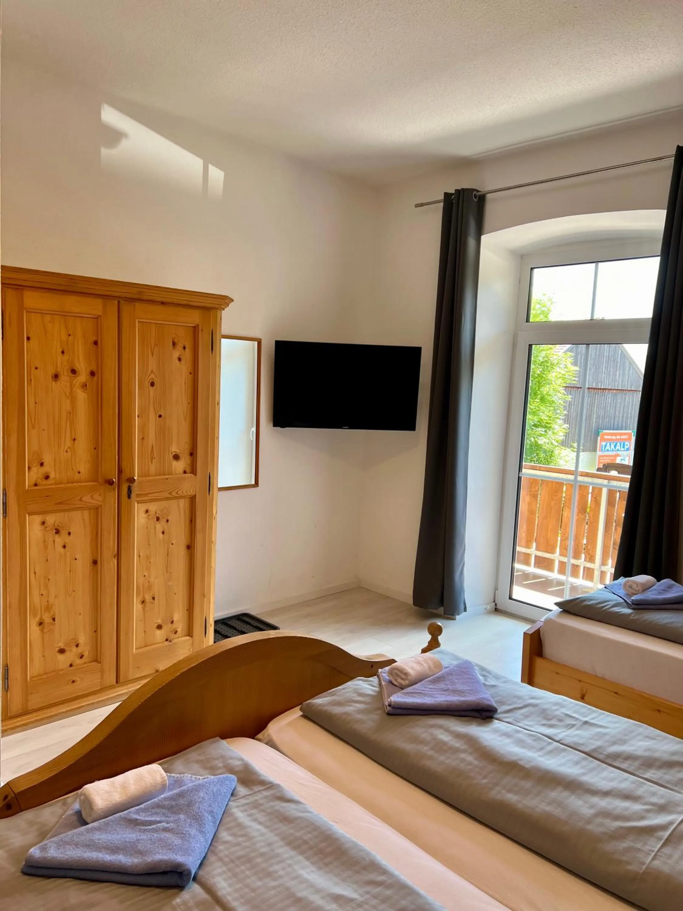 Photo of the whole room, Bed in Gasthof Löwen