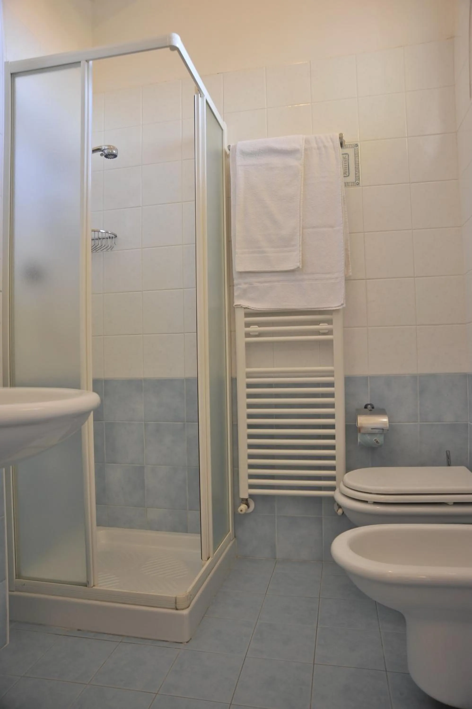 Shower in Hotel Fantasy