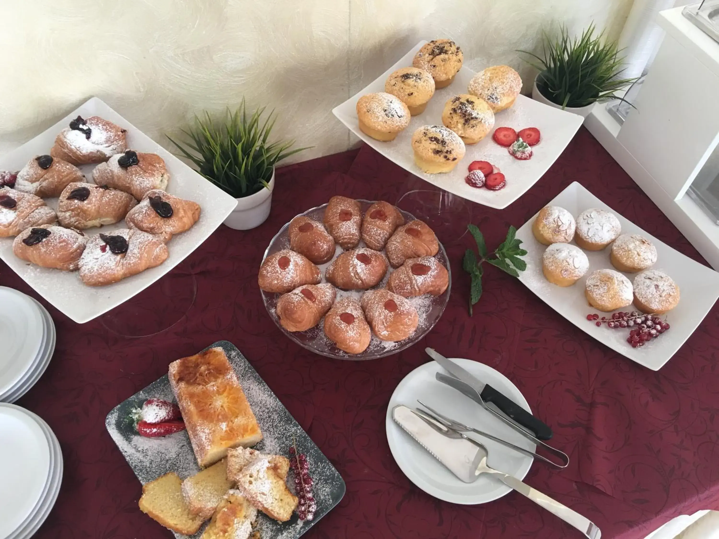 Italian breakfast, Food in Hotel Fantasy