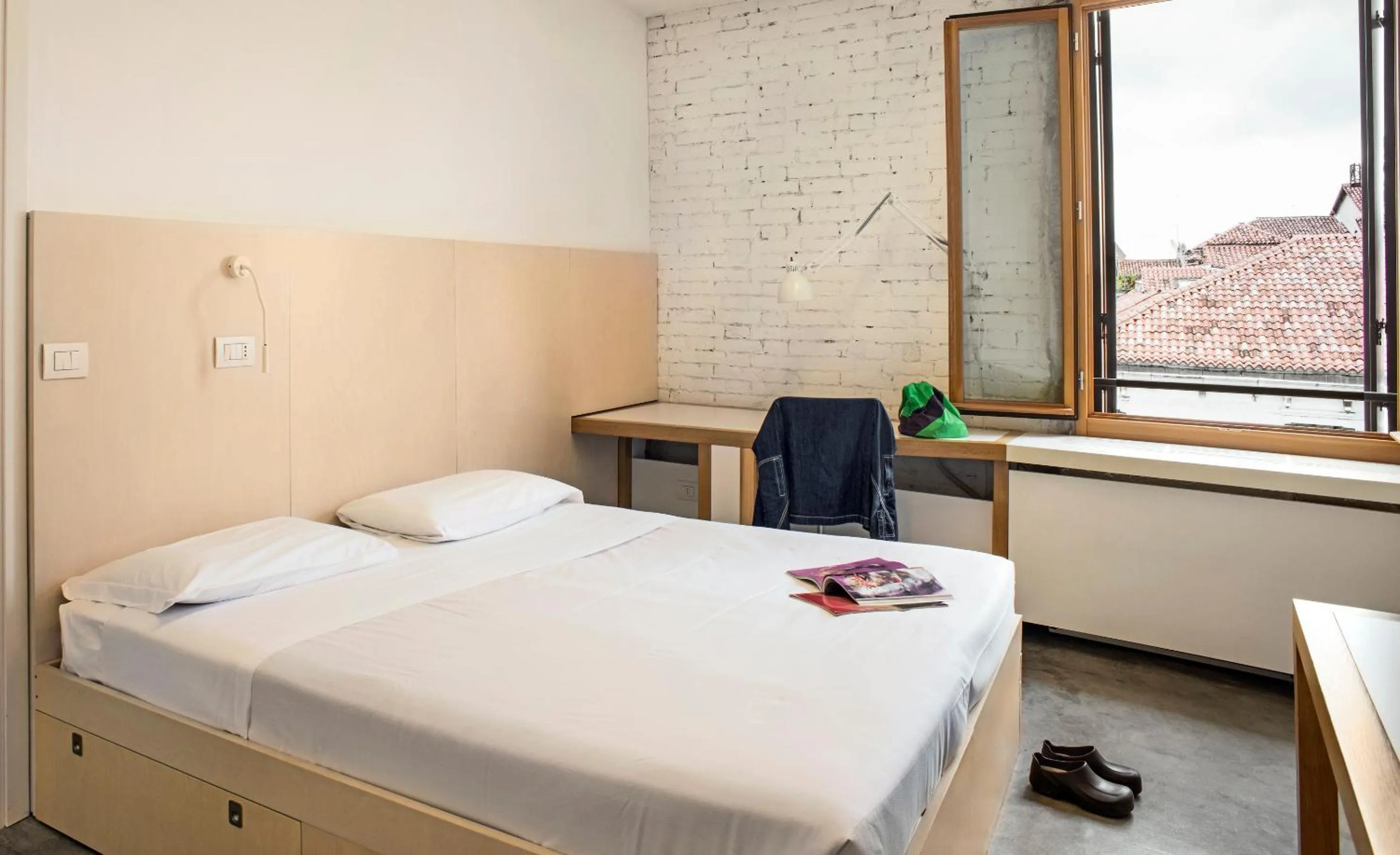 Bedroom, Bed in Combo Venezia