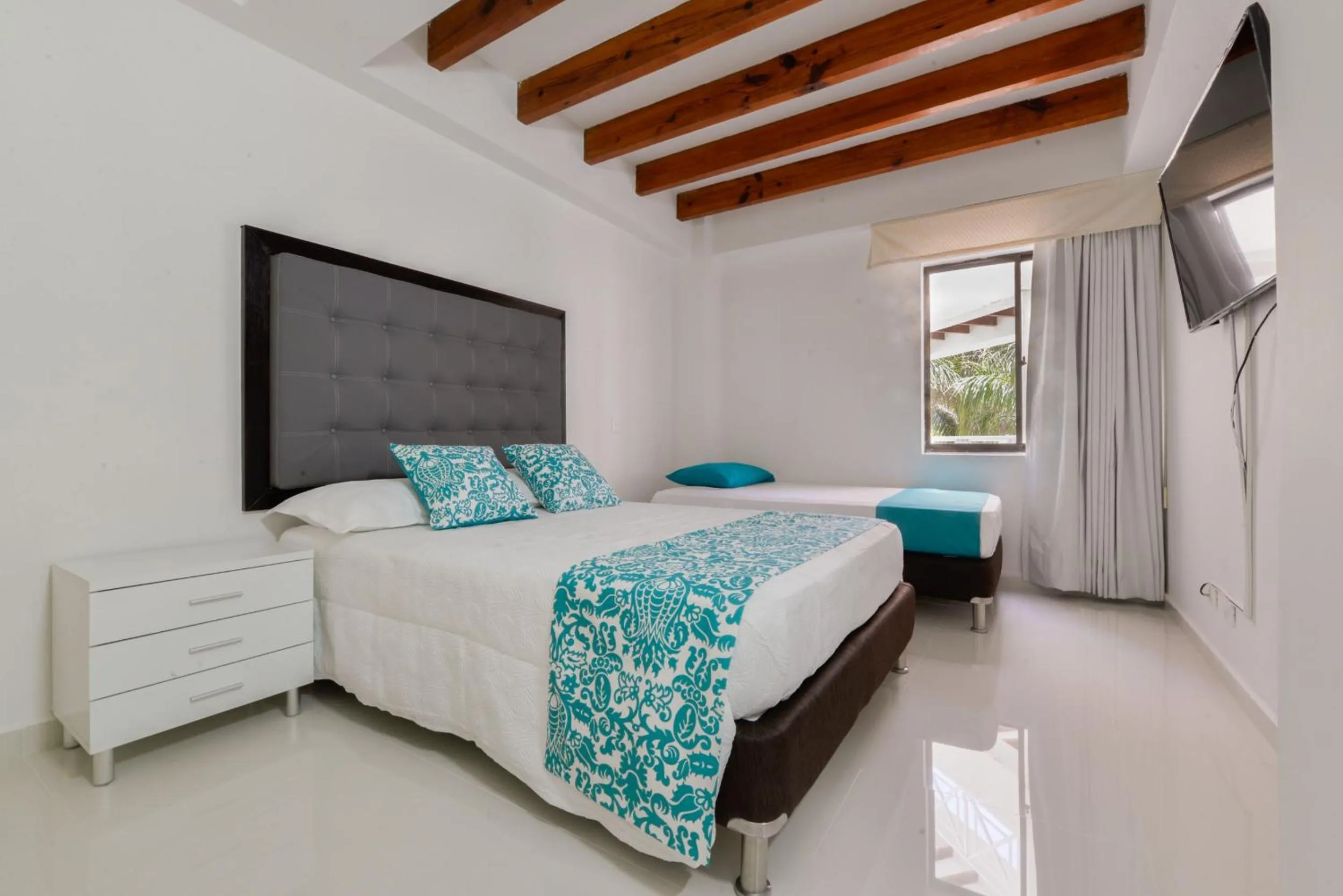 Bed in Hermoso Apto Bay Point 403 Con Balcon