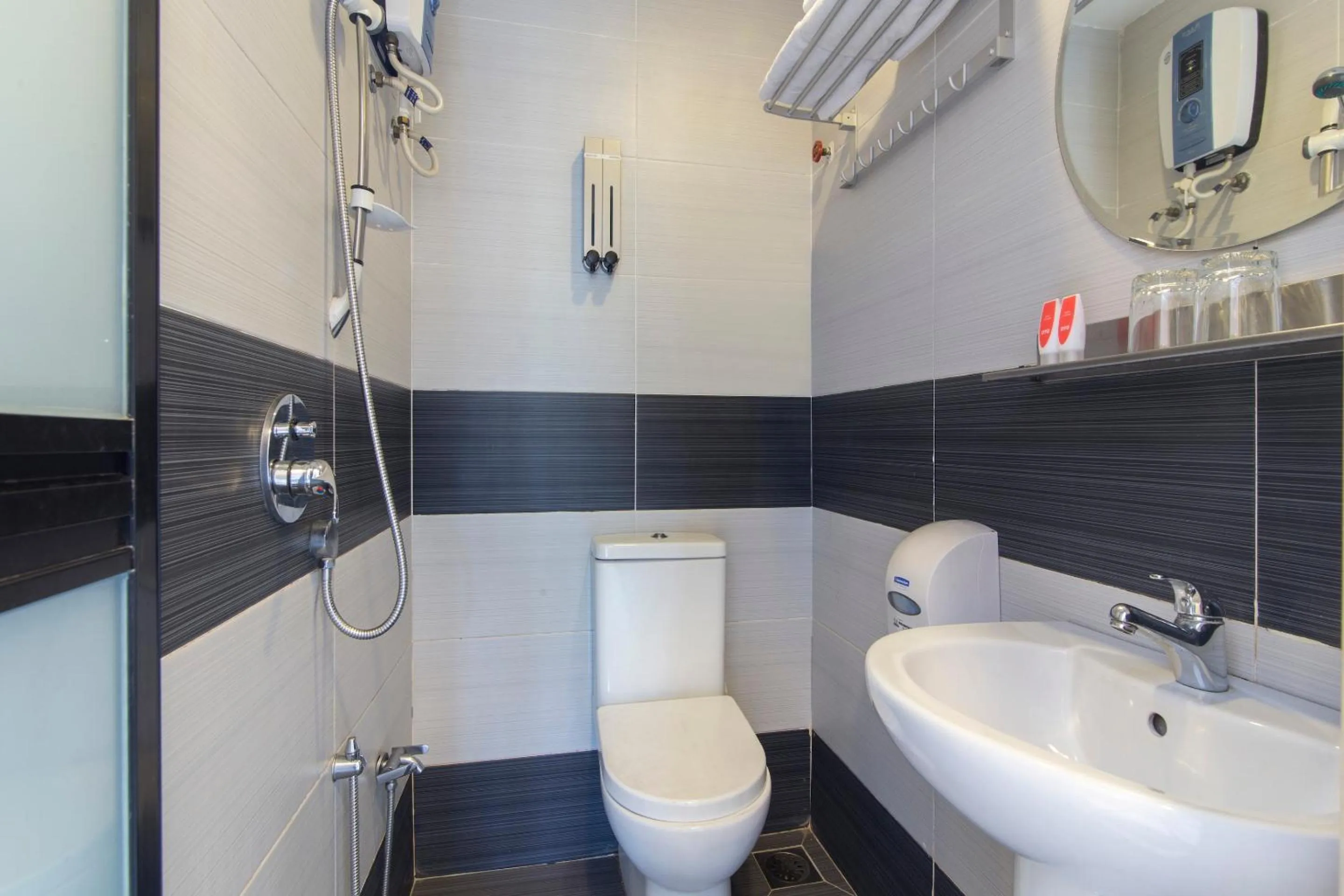 Bathroom in SRP Hotel Sdn Bhd