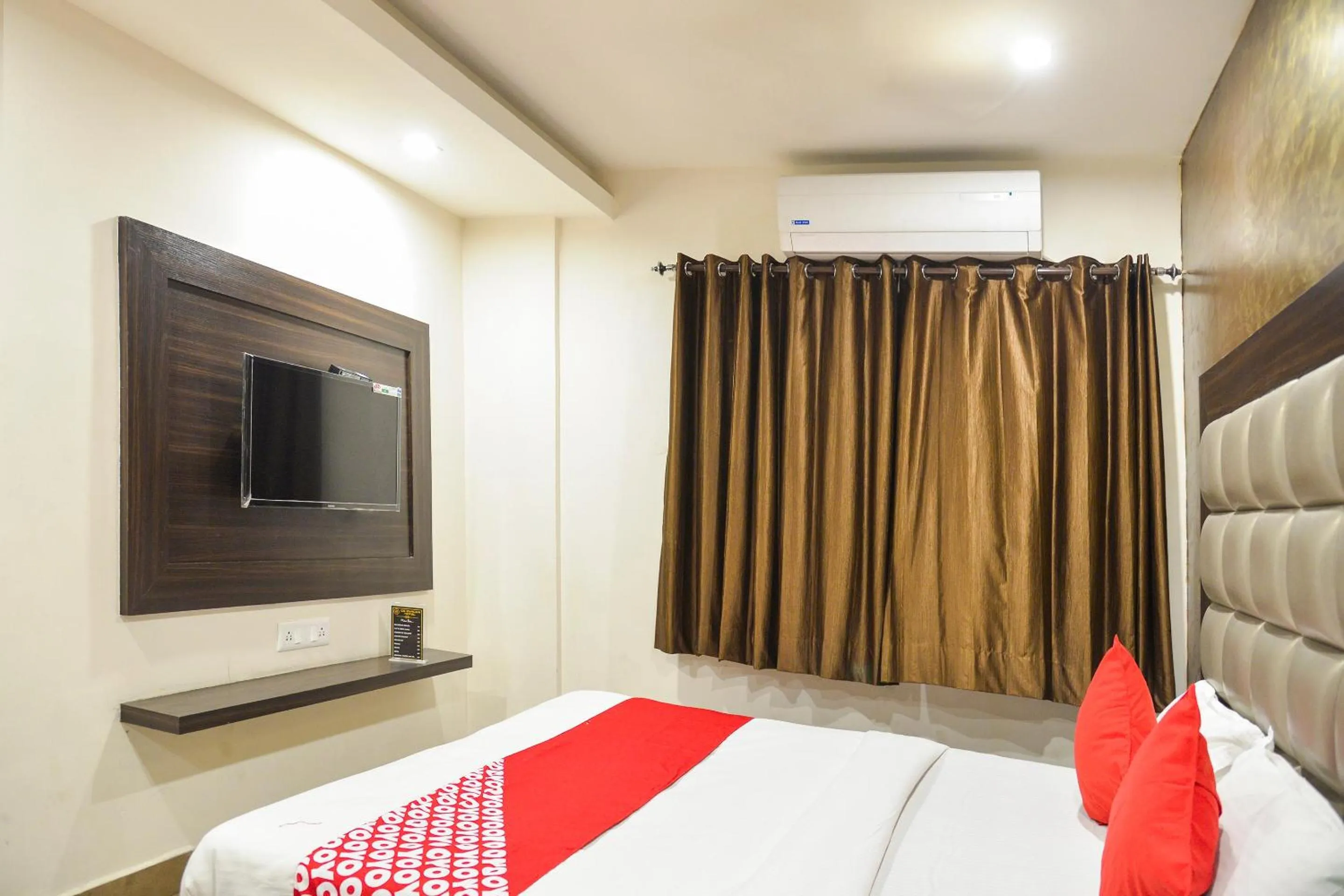 Bedroom, Bed in Collection O De Sivalika Boutique Near Dakshineswar Kali Temple