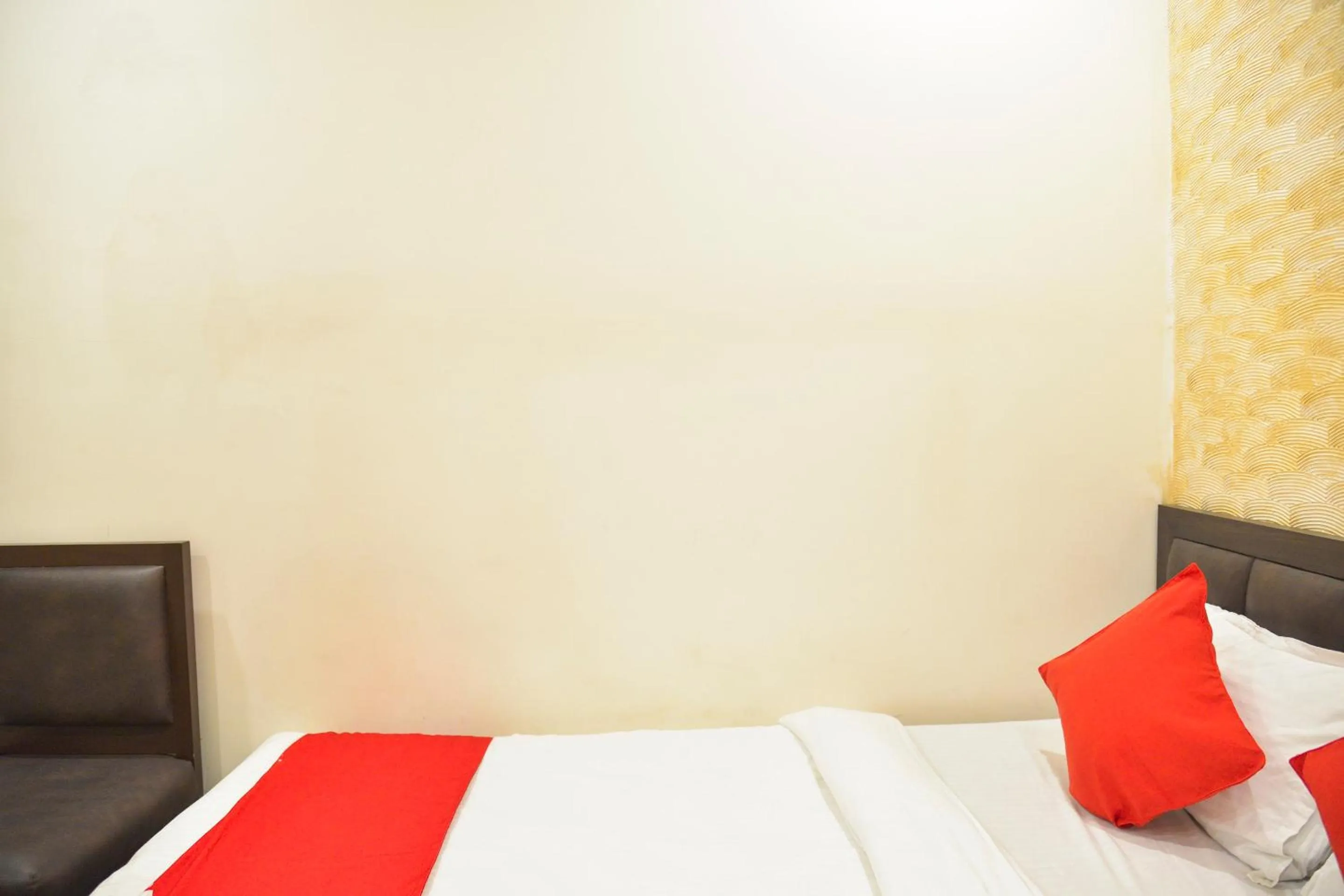 Bedroom, Bed in Collection O De Sivalika Boutique Near Dakshineswar Kali Temple