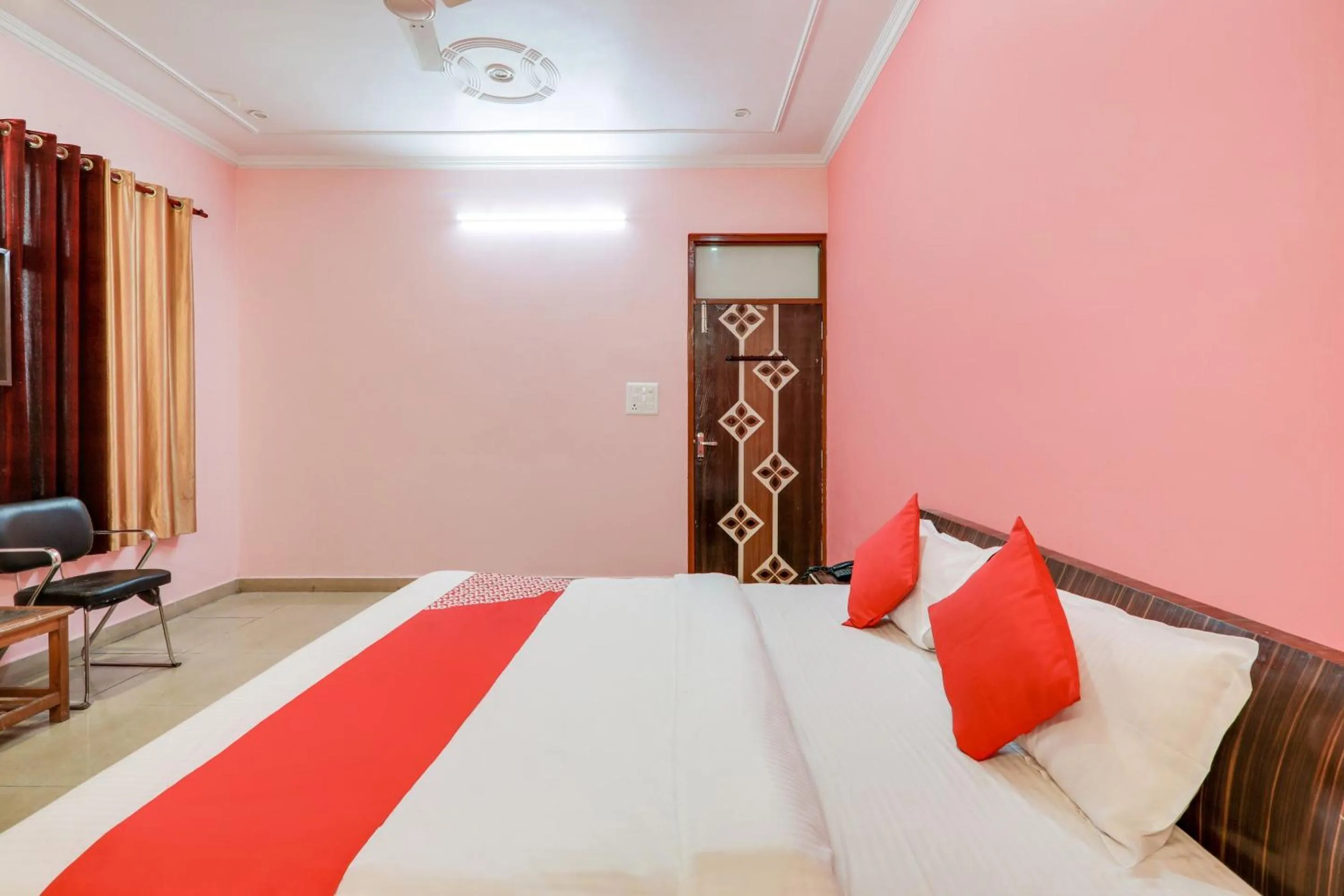 Bedroom in OYO 76256 Trimurti Palace