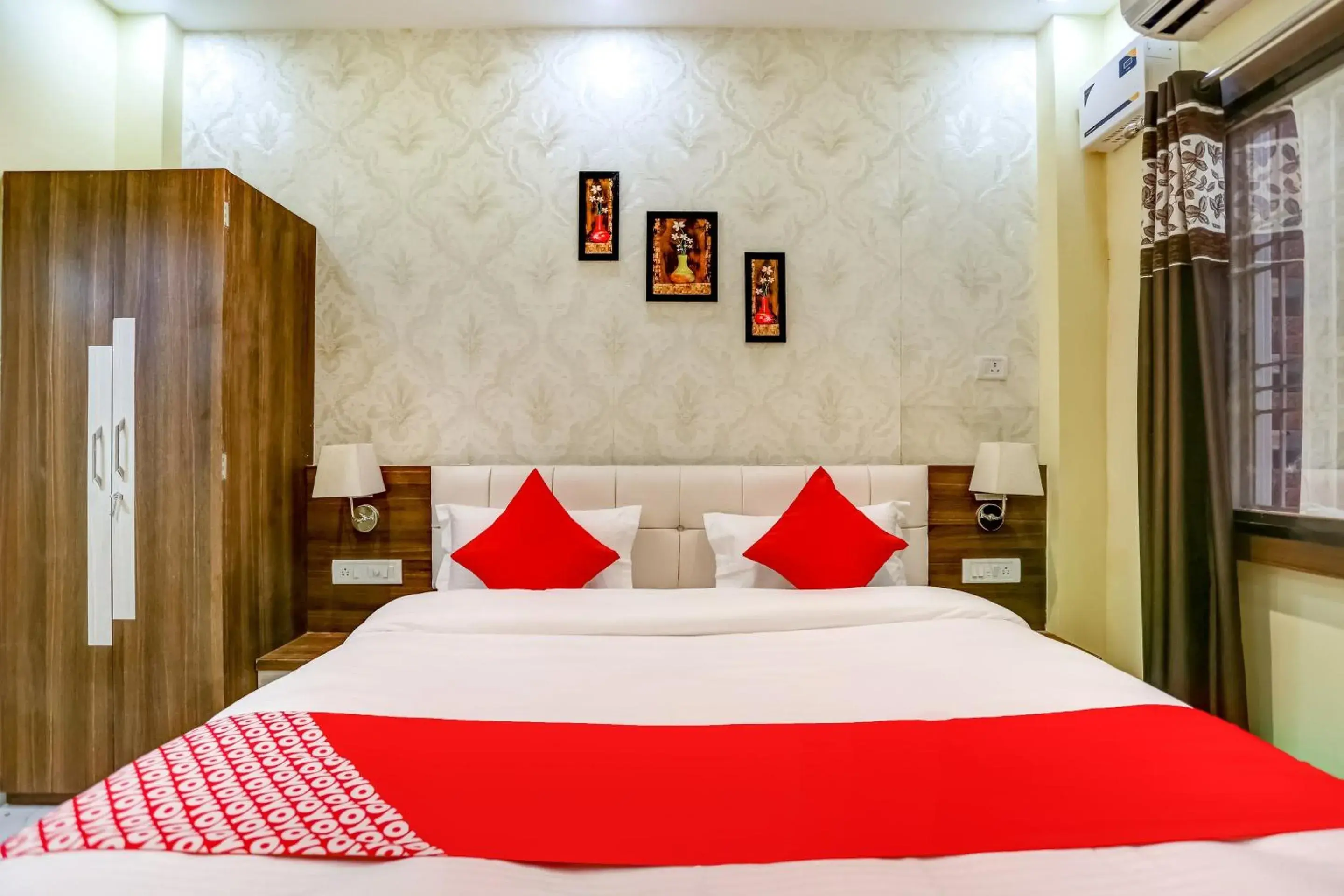 Bedroom, Bed in Super Hotel O Divine Paradise Bedroom, Bed in Super Hotel O Divine Paradise