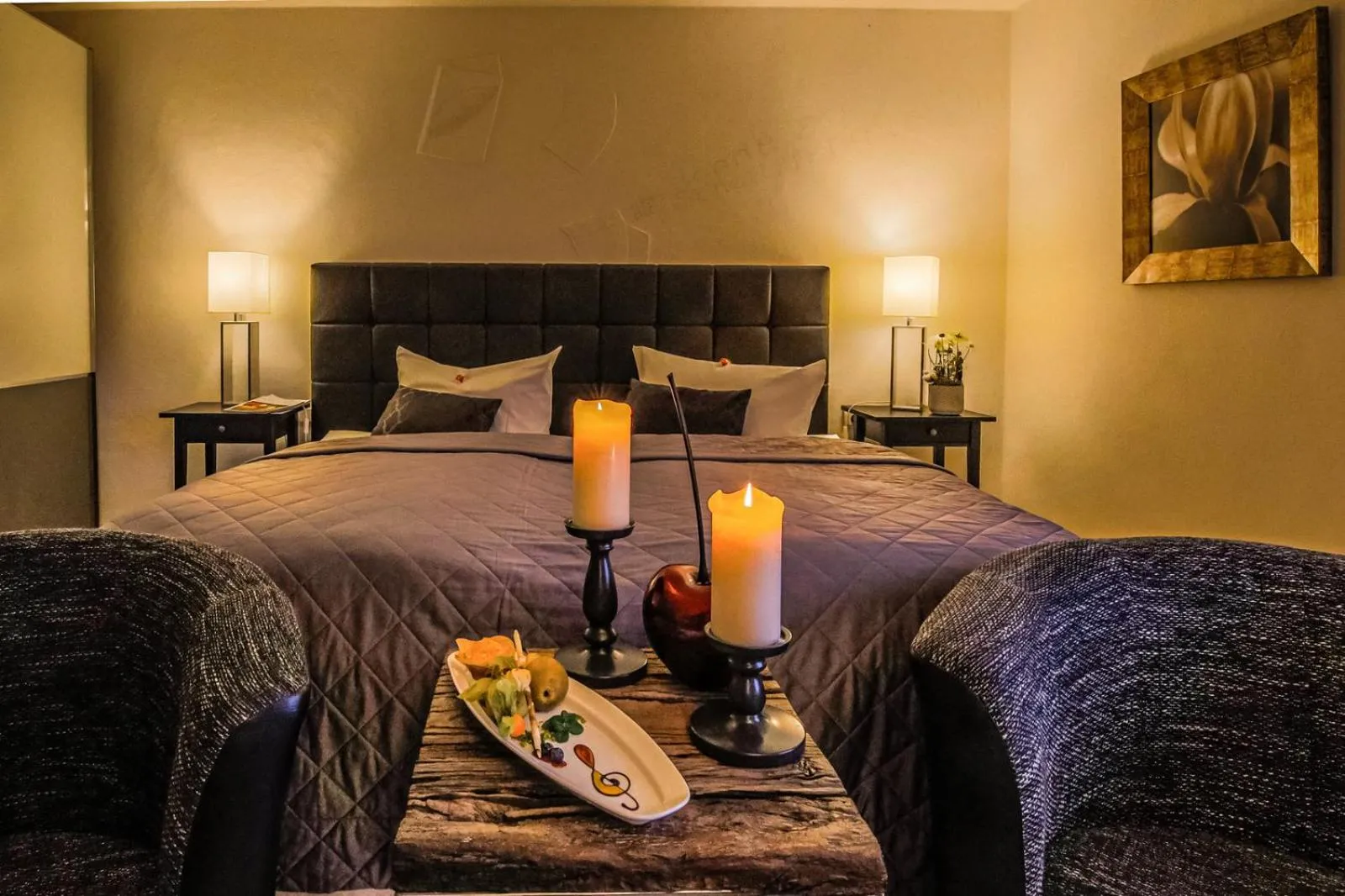 Living room, Bed in Landhotel Zum Kronprinzen