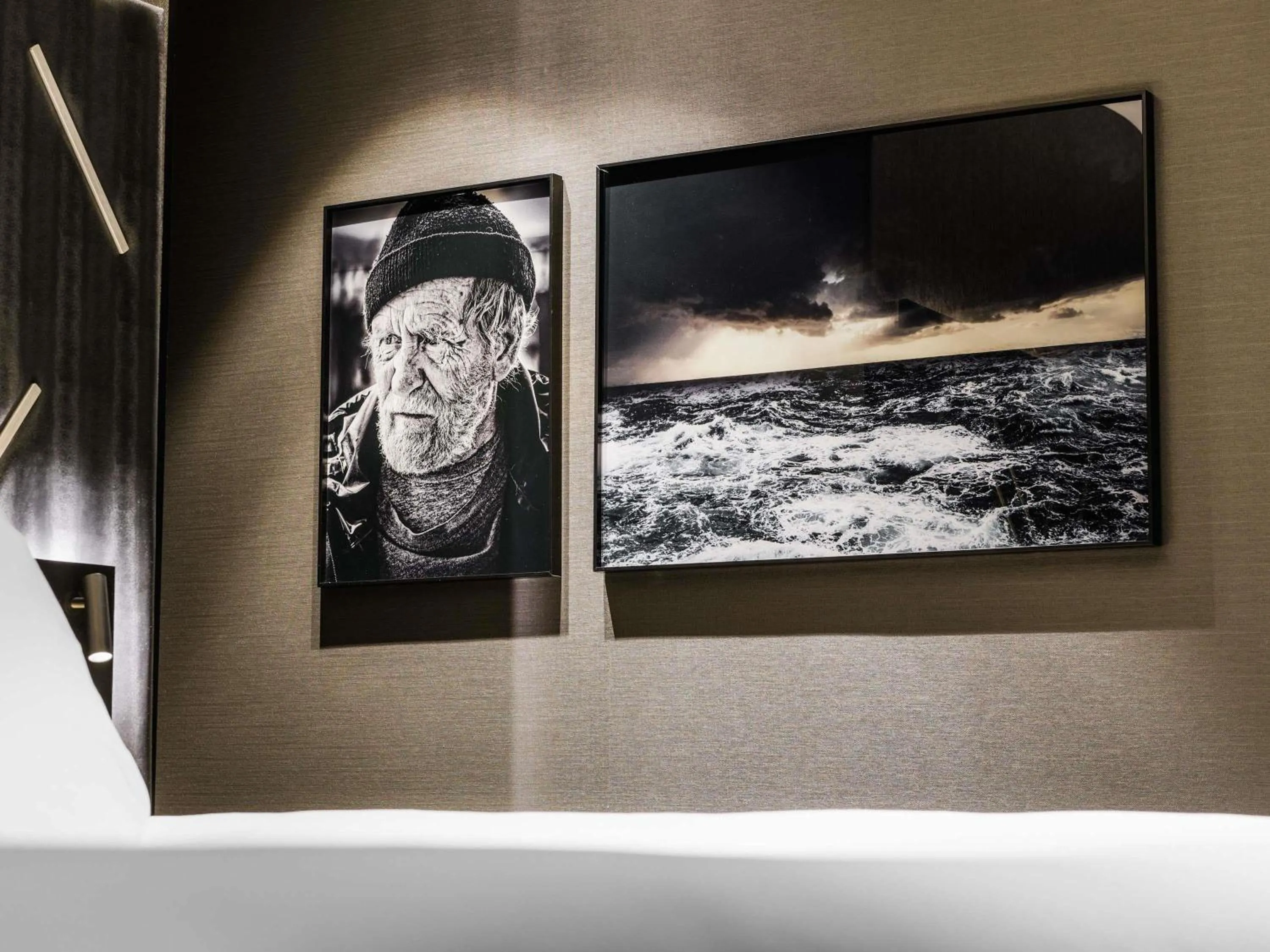 Bedroom in Le Marin Hotel Rotterdam City - Handwritten Collection