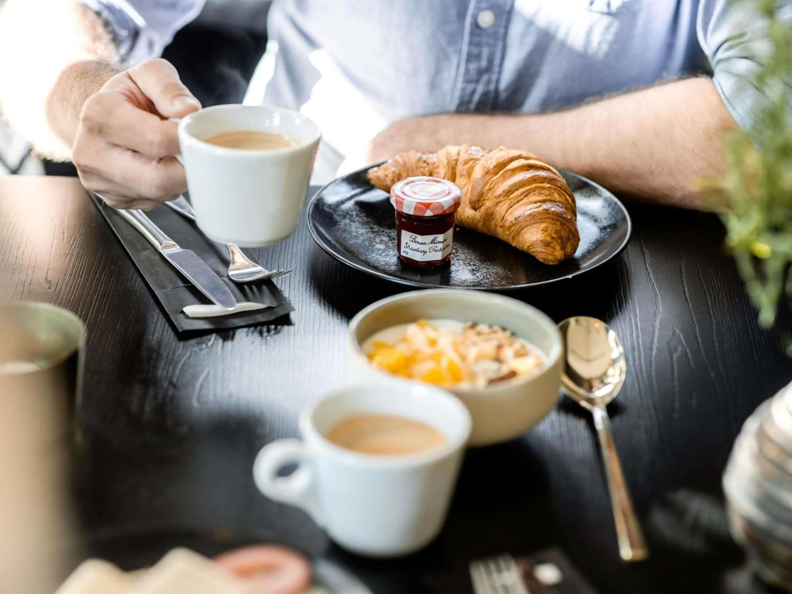 Breakfast in Le Marin Hotel Rotterdam City - Handwritten Collection