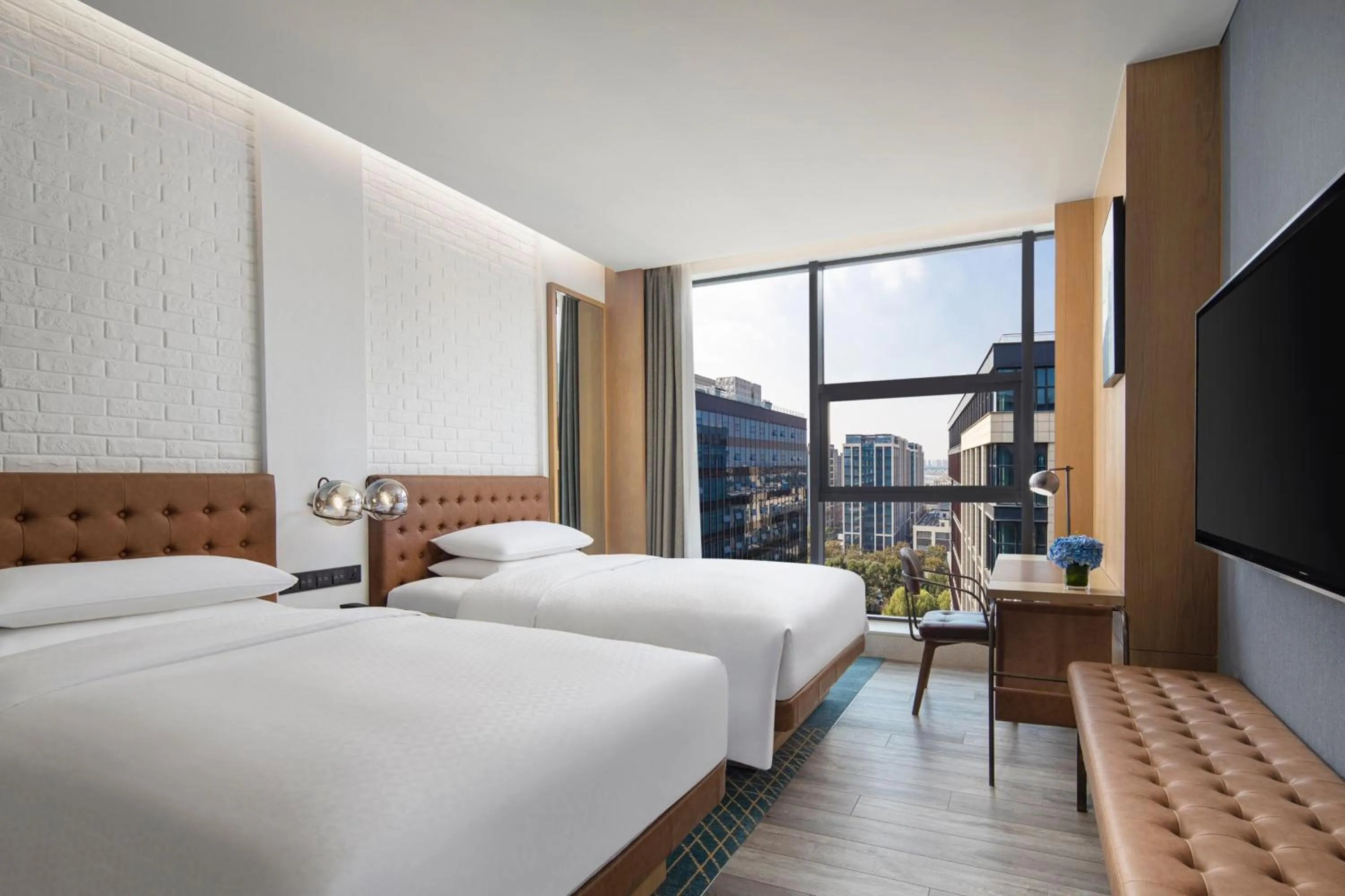 Photo of the whole room in Four Points by Sheraton Shanghai Hongqiao