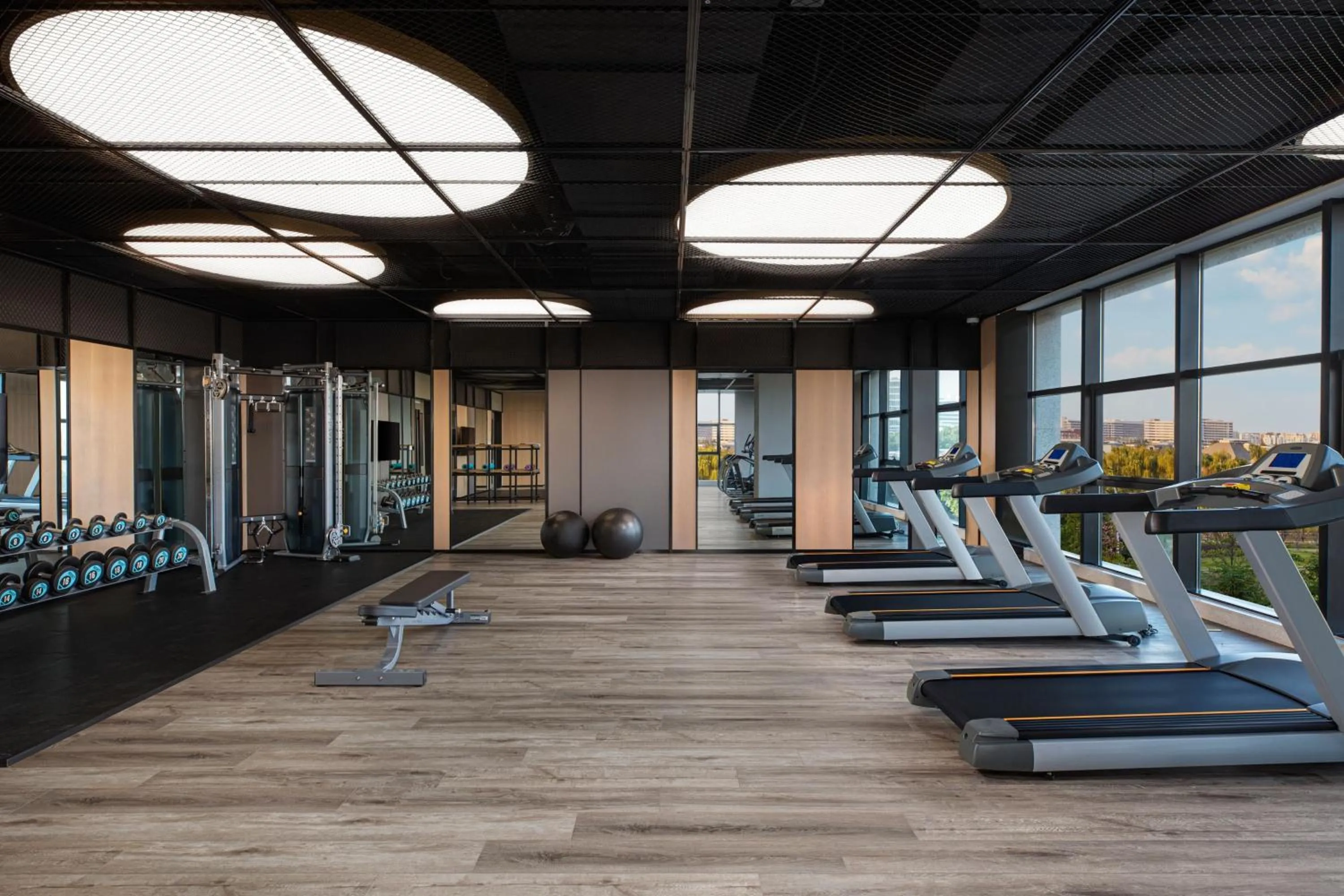 Fitness centre/facilities in Four Points by Sheraton Shanghai Hongqiao