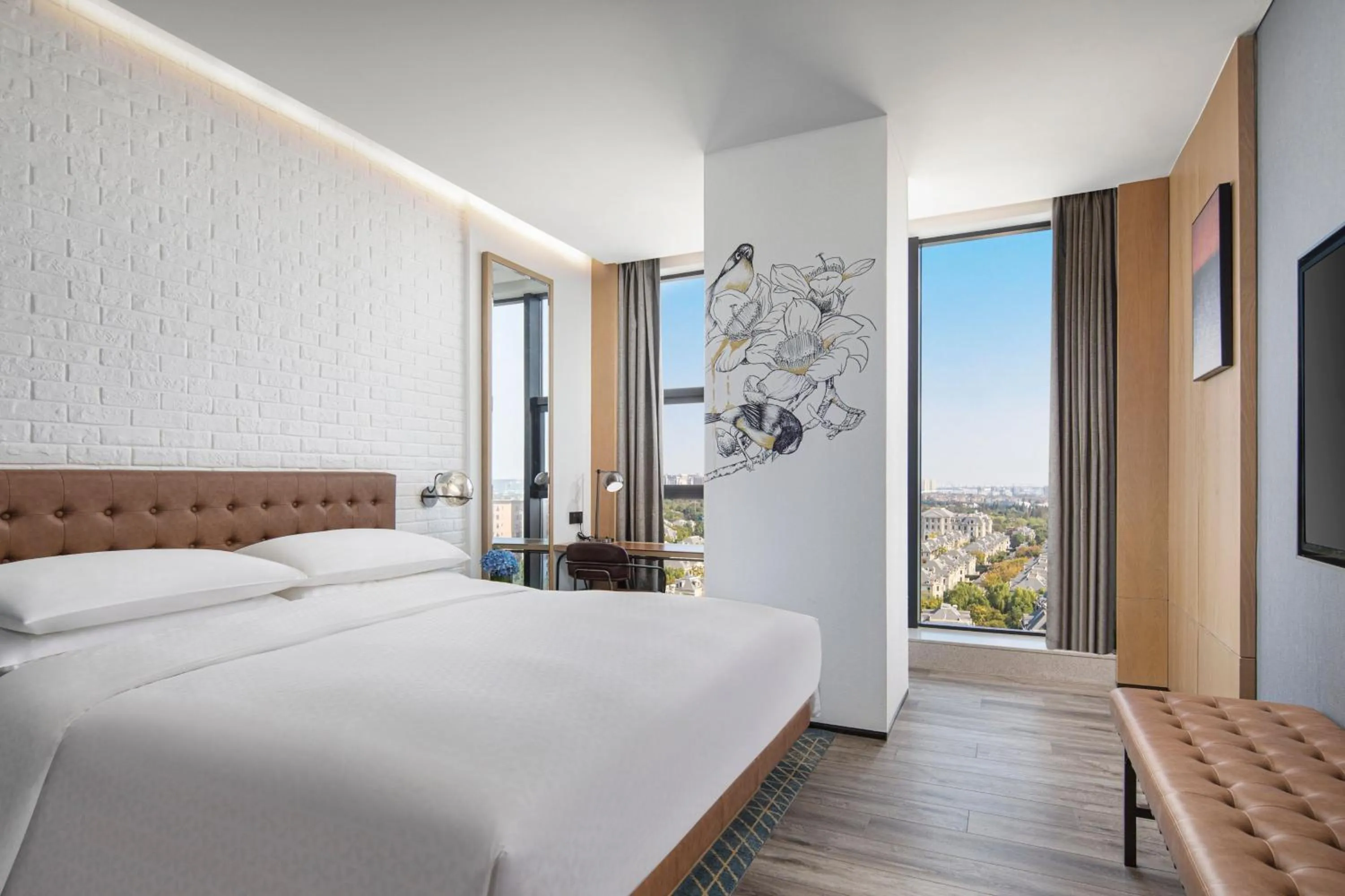 Photo of the whole room in Four Points by Sheraton Shanghai Hongqiao