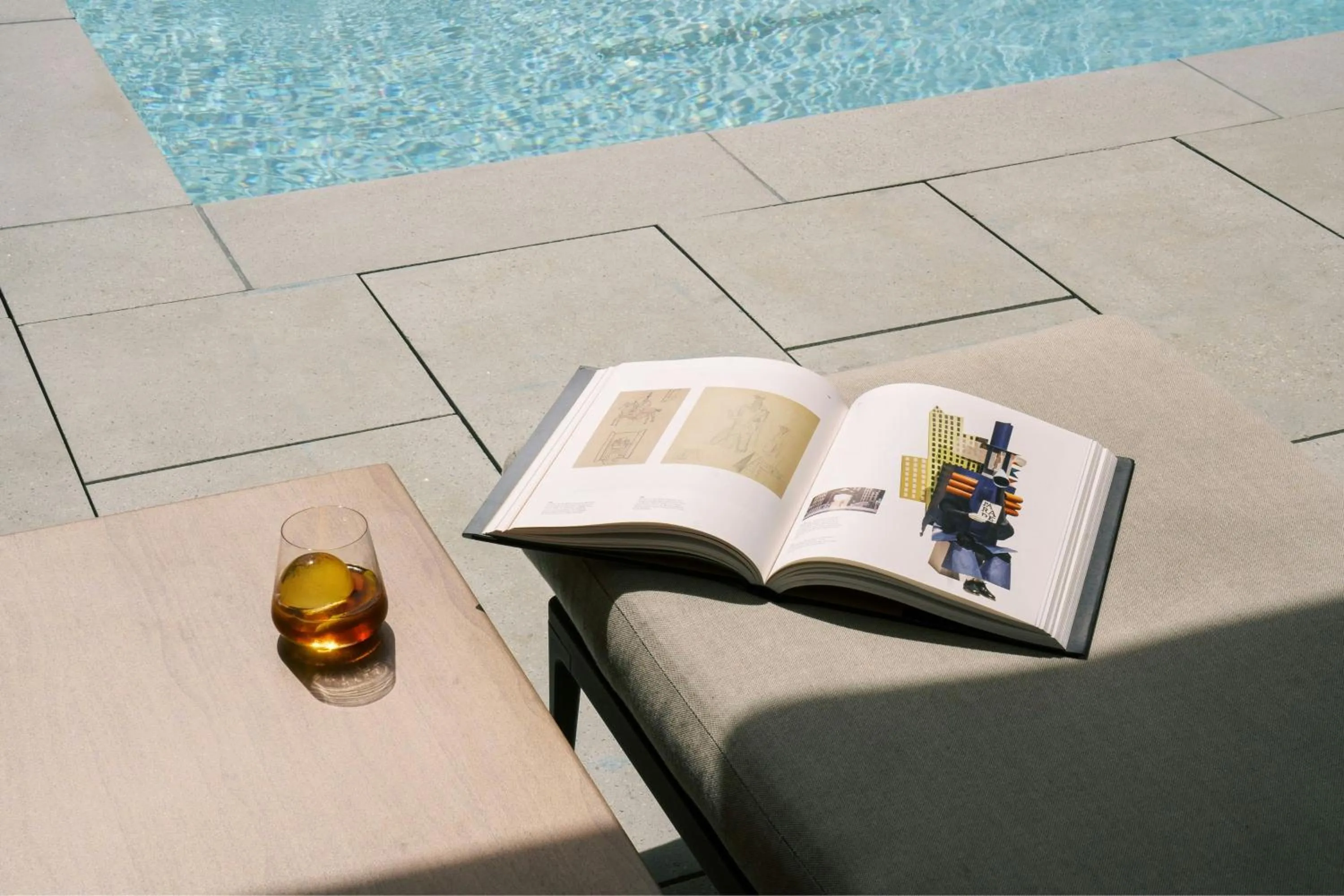 Swimming pool in TETRA Hotel, Autograph Collection