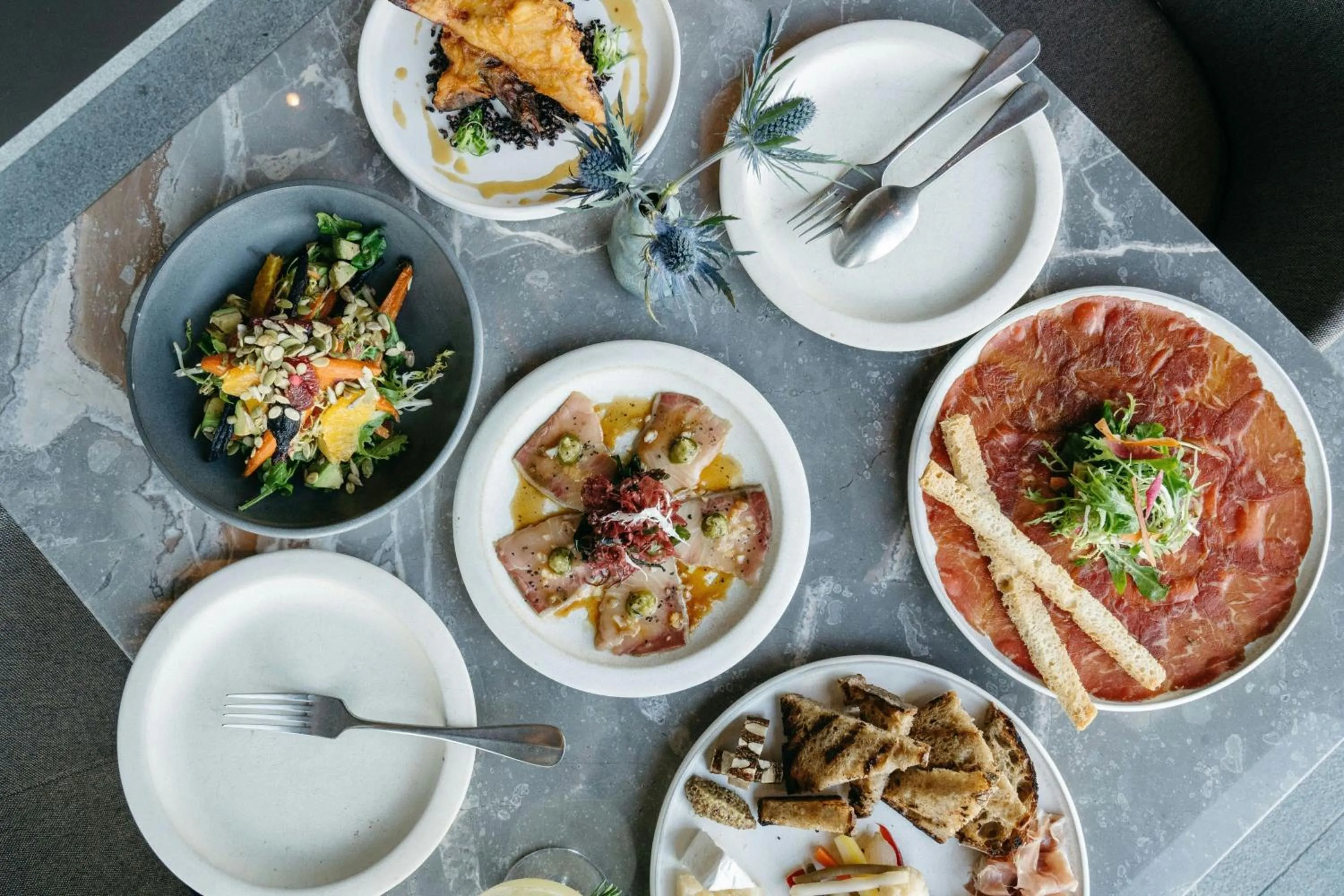 Restaurant/places to eat in TETRA Hotel, Autograph Collection