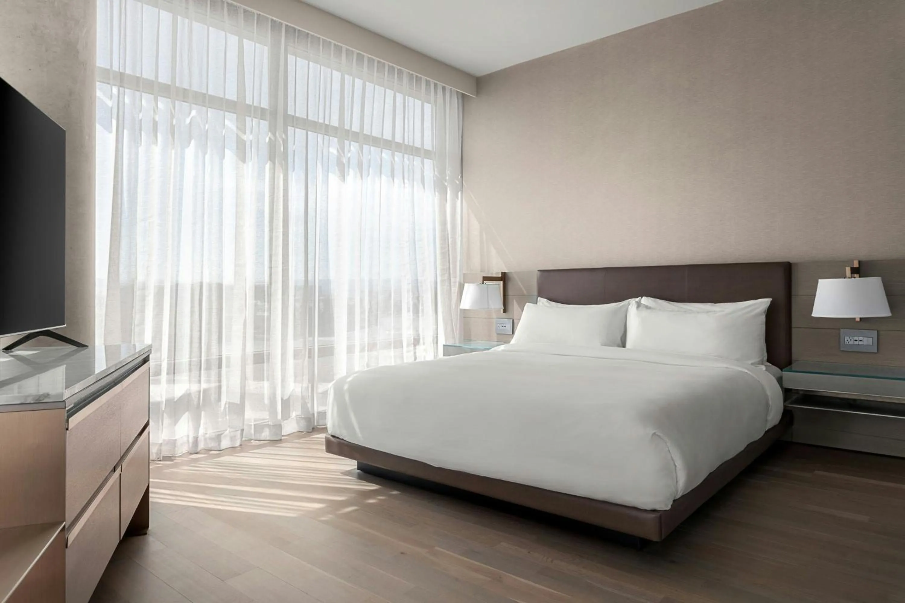 Bedroom, Bed in TETRA Hotel, Autograph Collection