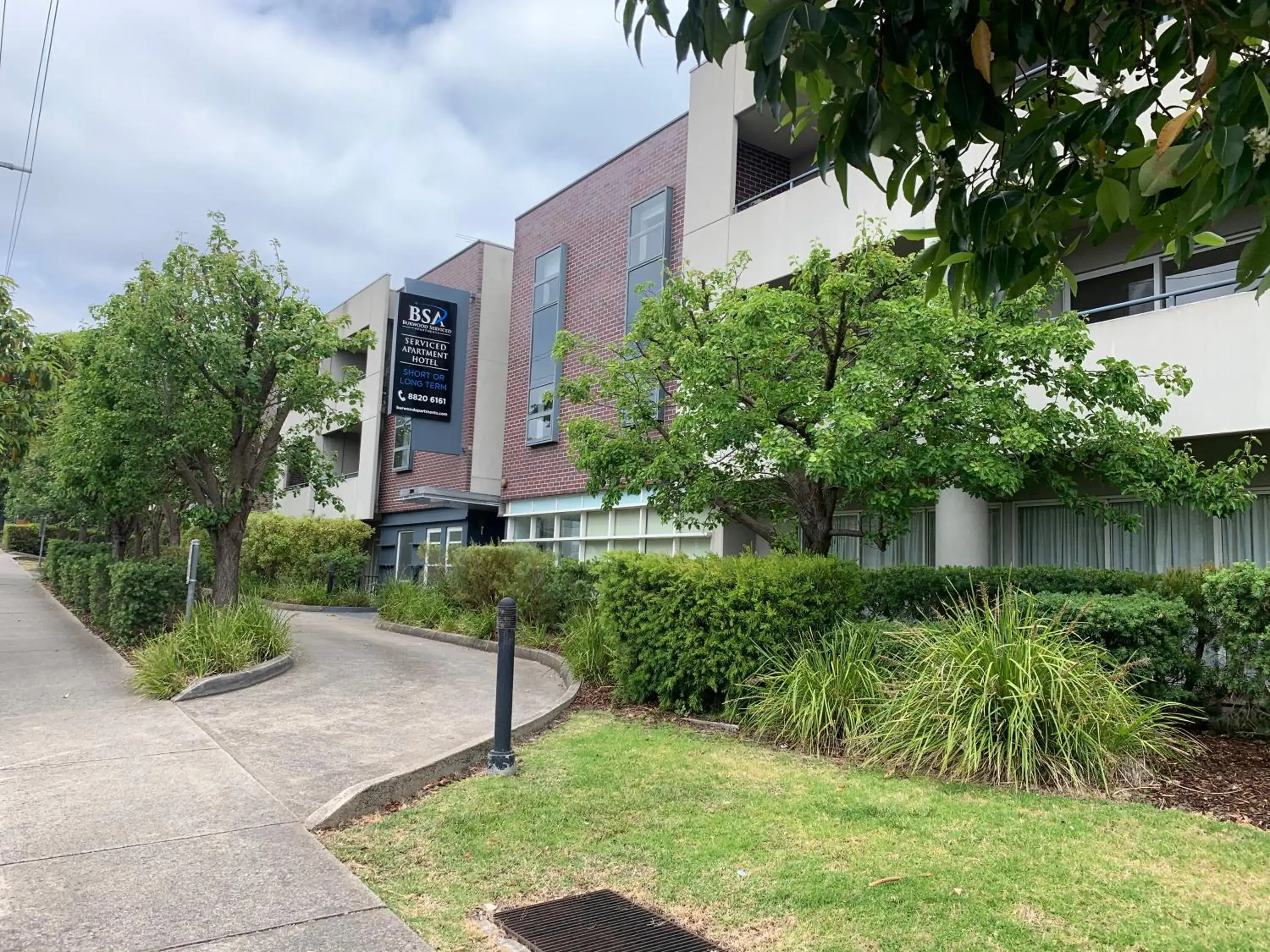 Property building in Burwood Serviced Apartments Property building in Burwood Serviced Apartments