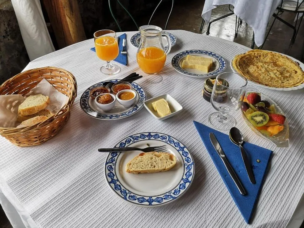 Breakfast in Hotel os Moinhos