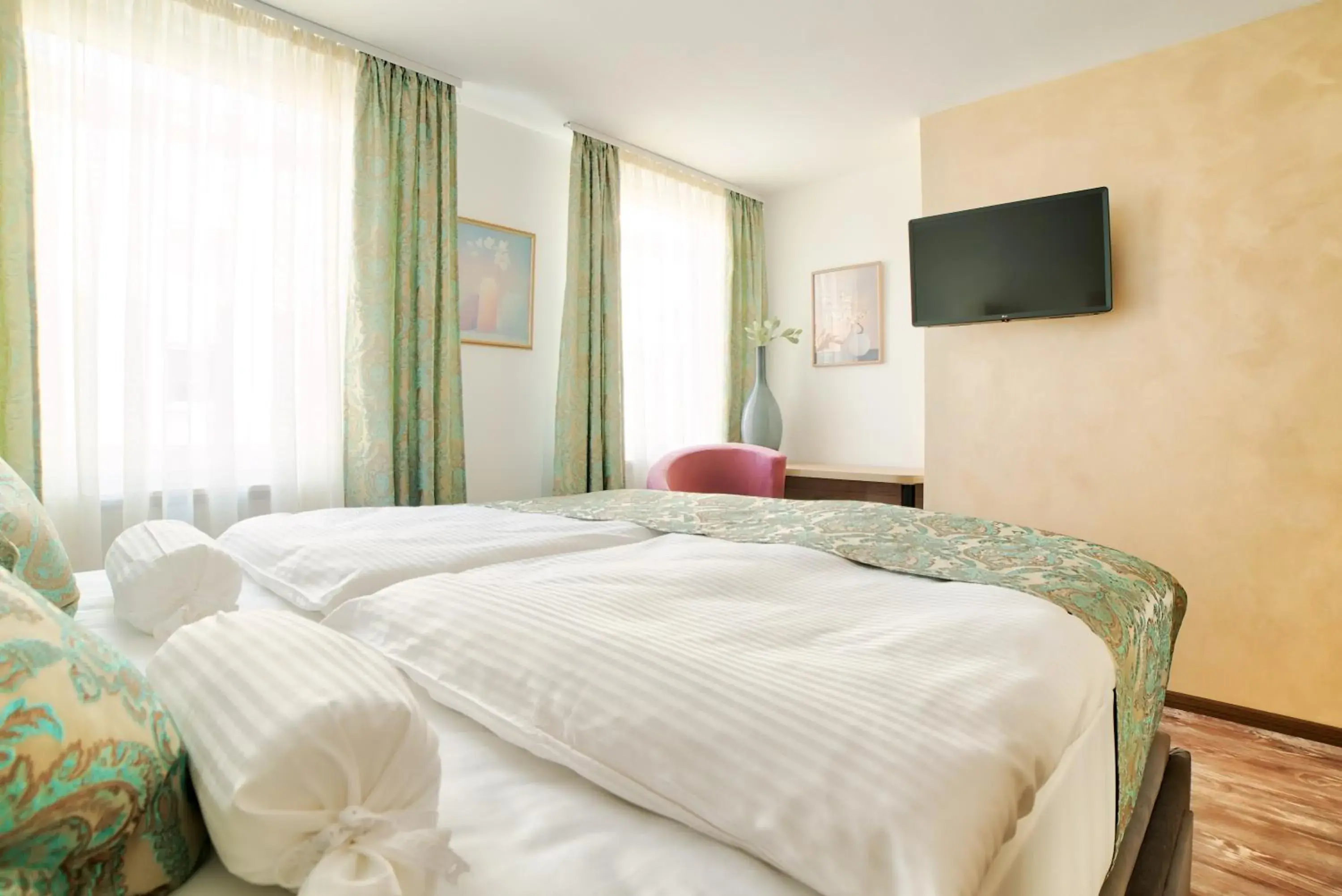Double Room - single occupancy in Hotel Tiffany Double Room - single occupancy in Hotel Tiffany