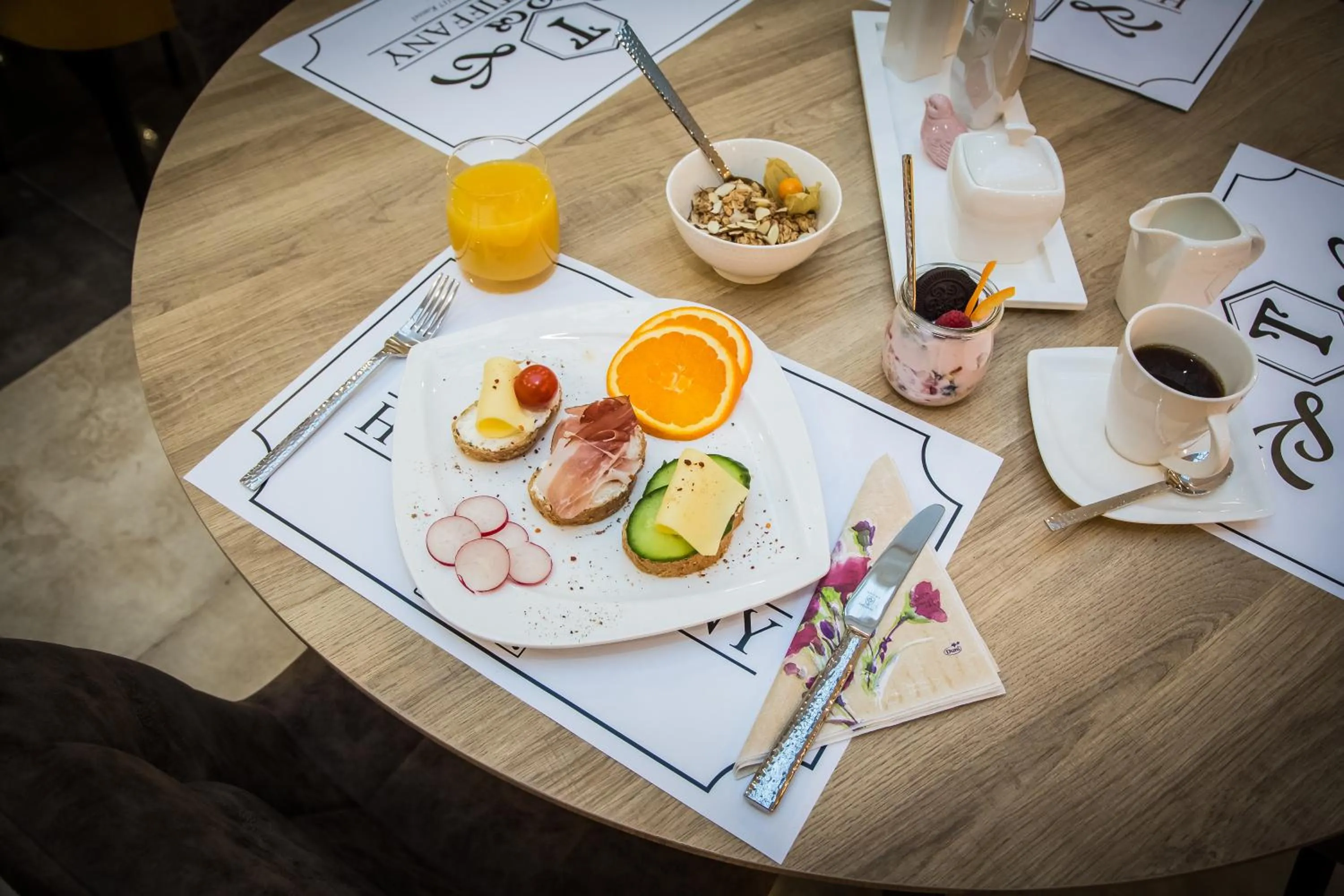 Buffet breakfast in Hotel Tiffany