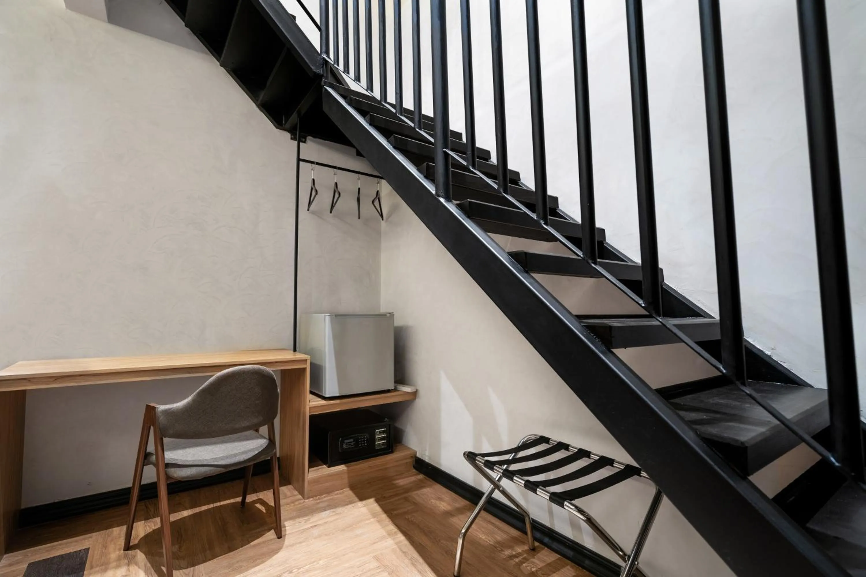 Seating area in A&R Urban Hotel