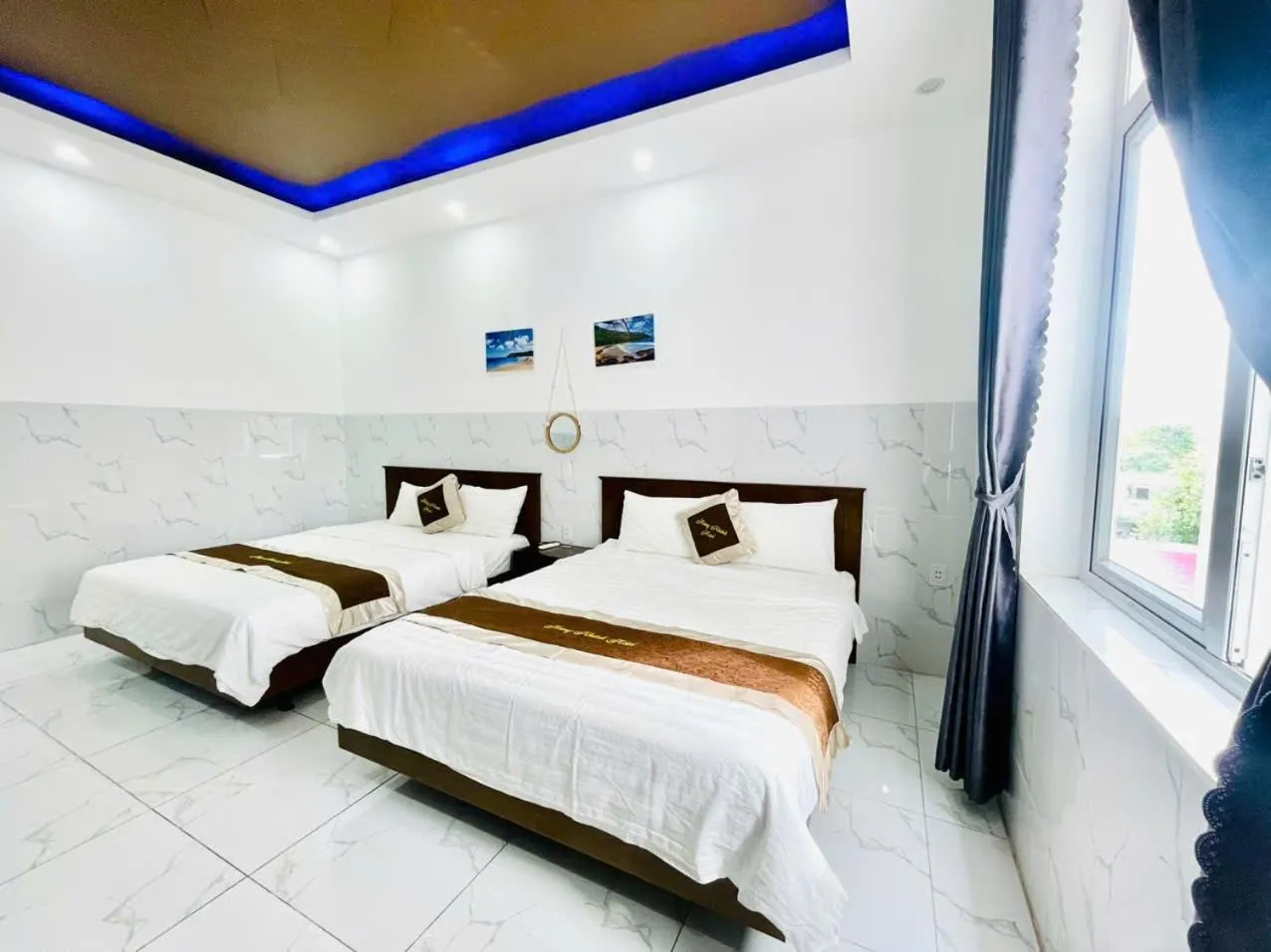 Bed in Hưng Khánh Hotel