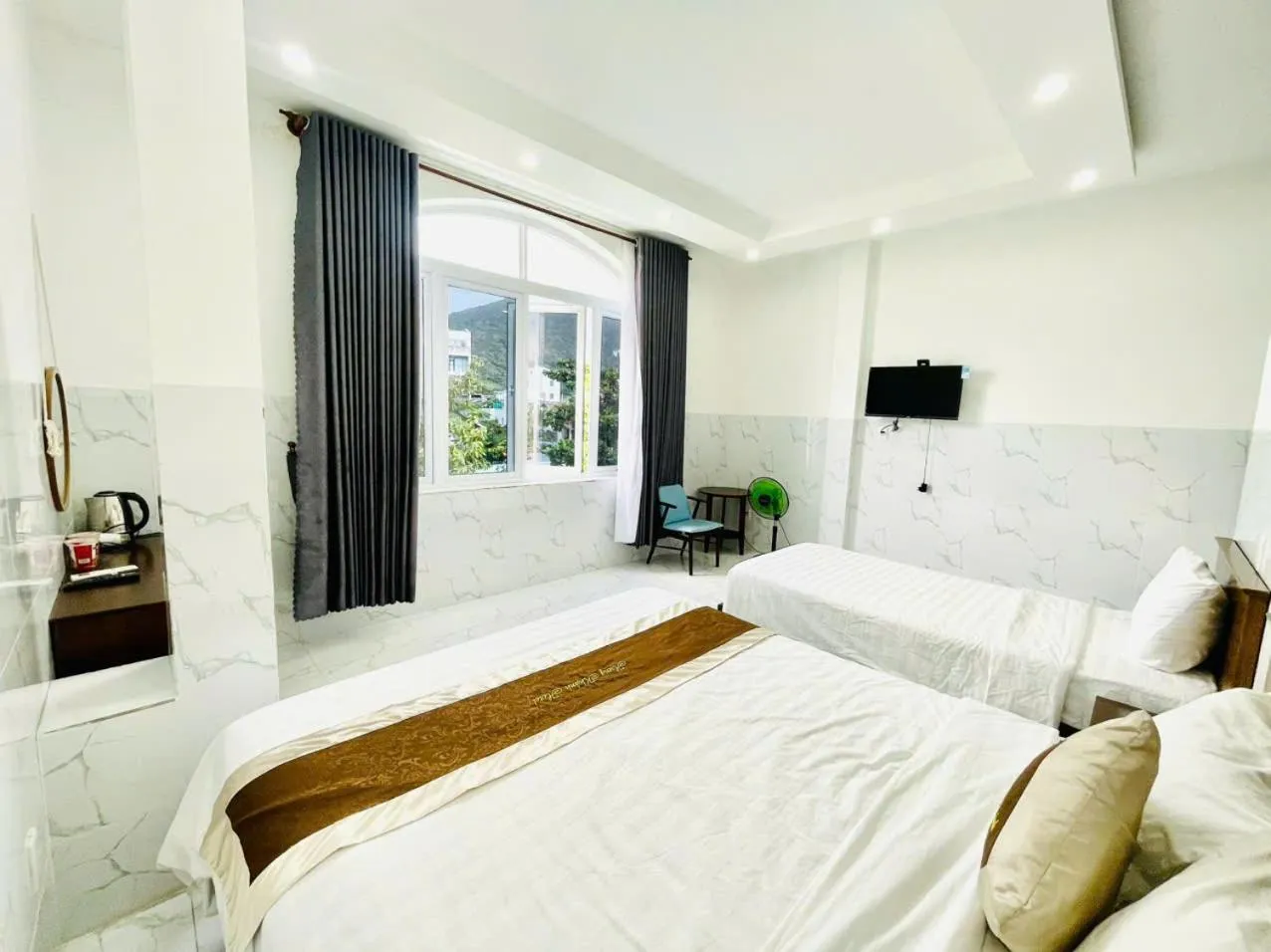 Bed in Hưng Khánh Hotel