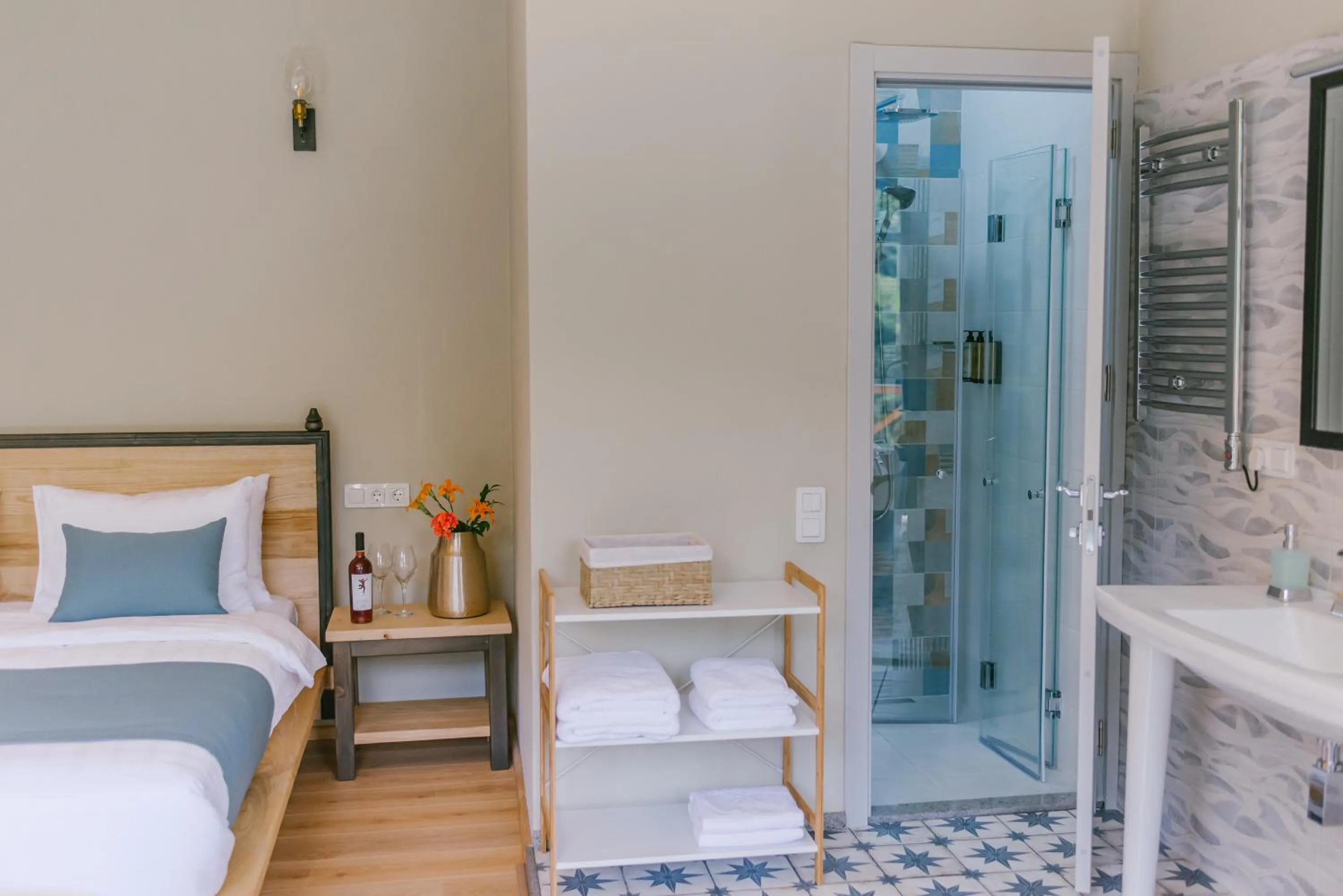 Spring, Bed in Hotel Chateau Iveri