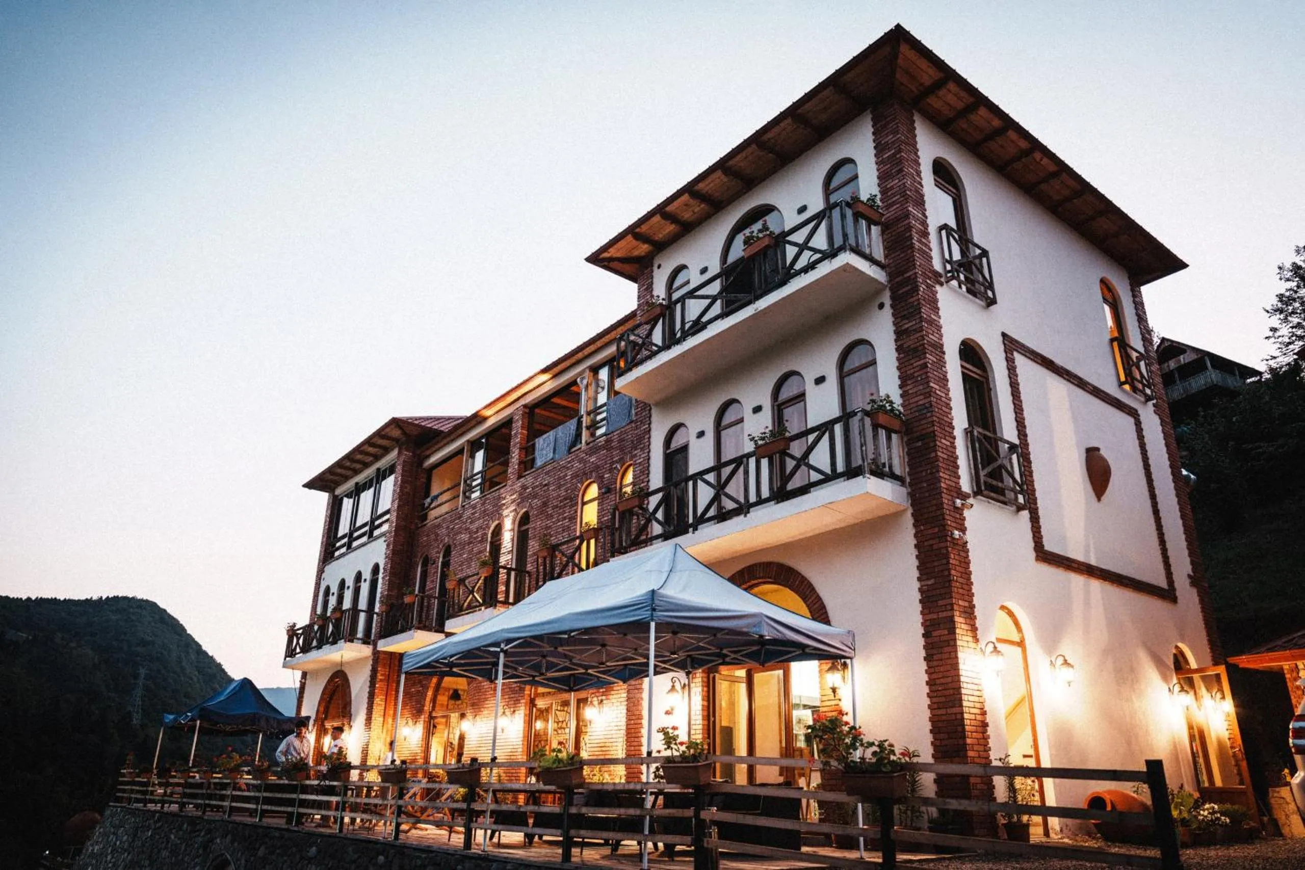 Property building in Hotel Chateau Iveri