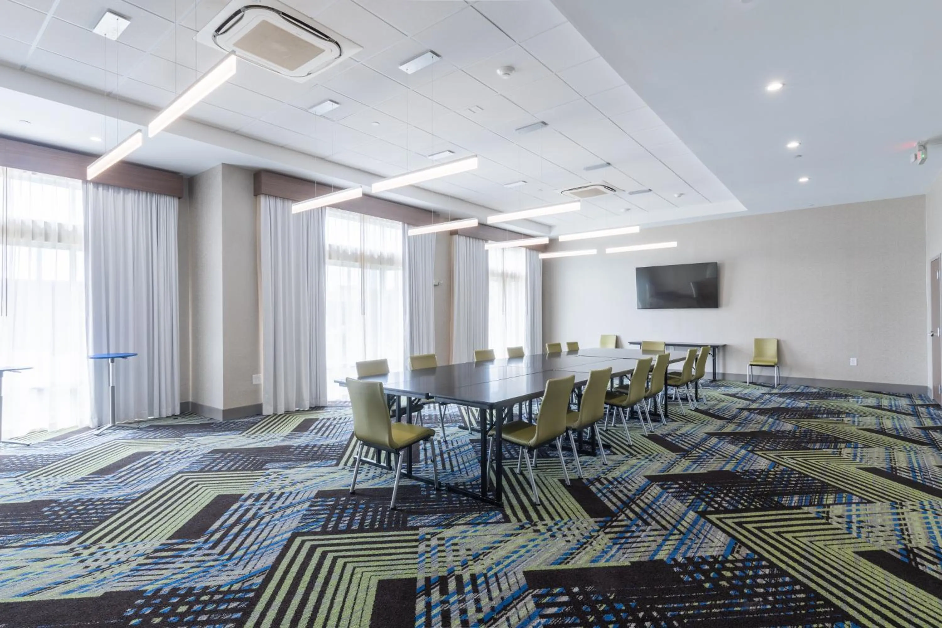 Meeting/conference room in Holiday Inn Express & Suites Columbia Downtown The Vista by IHG
