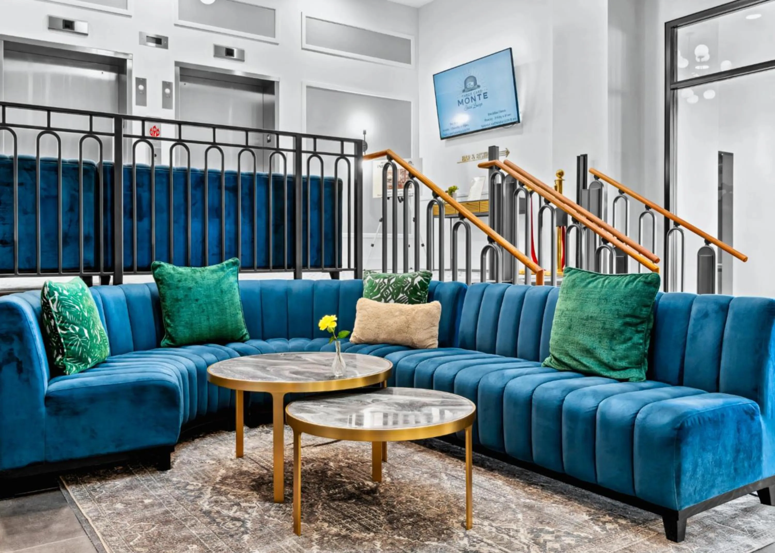Lounge or bar in Hotel Indigo - Omaha Downtown by IHG