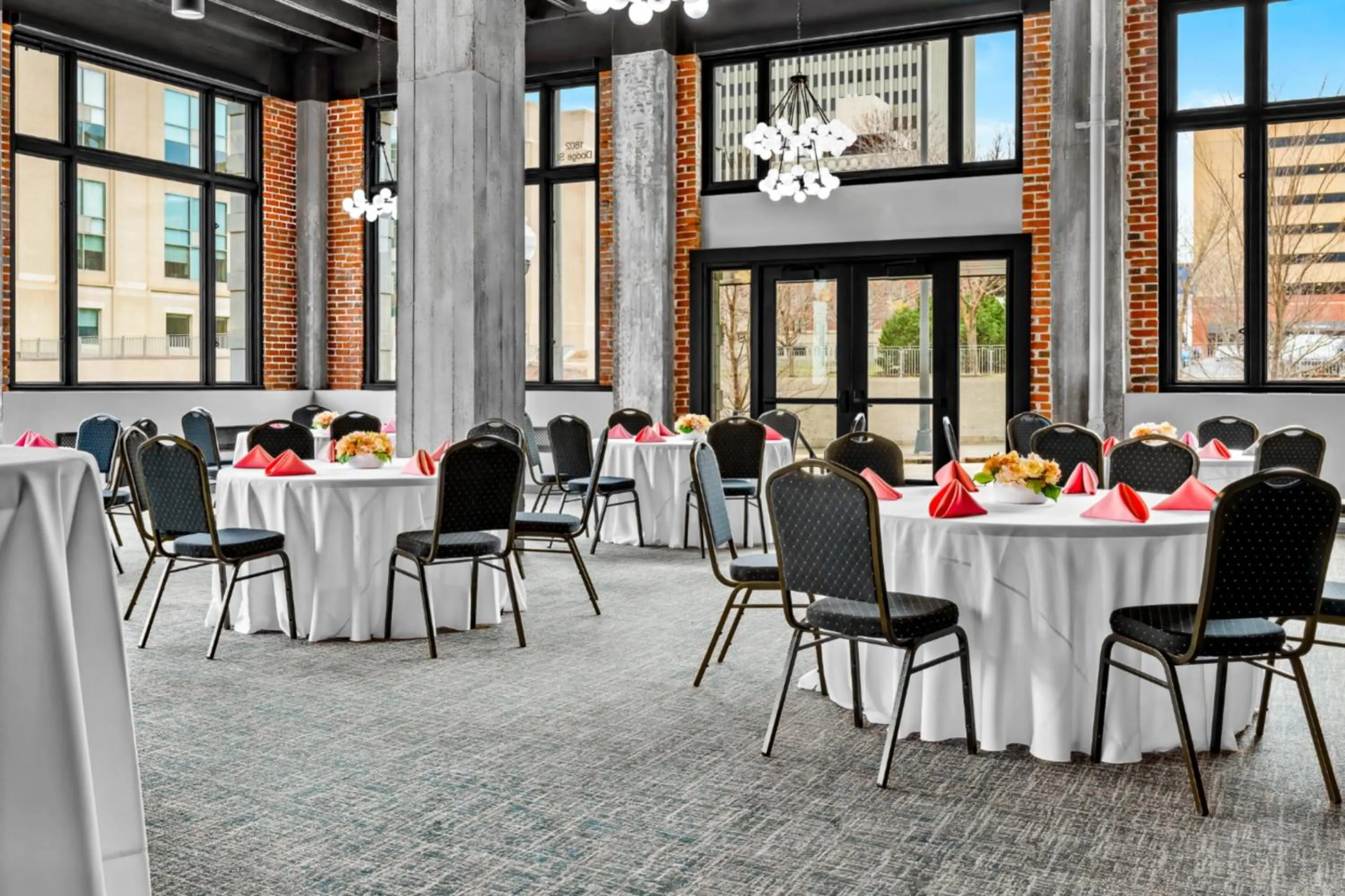 Meeting/conference room in Hotel Indigo - Omaha Downtown by IHG