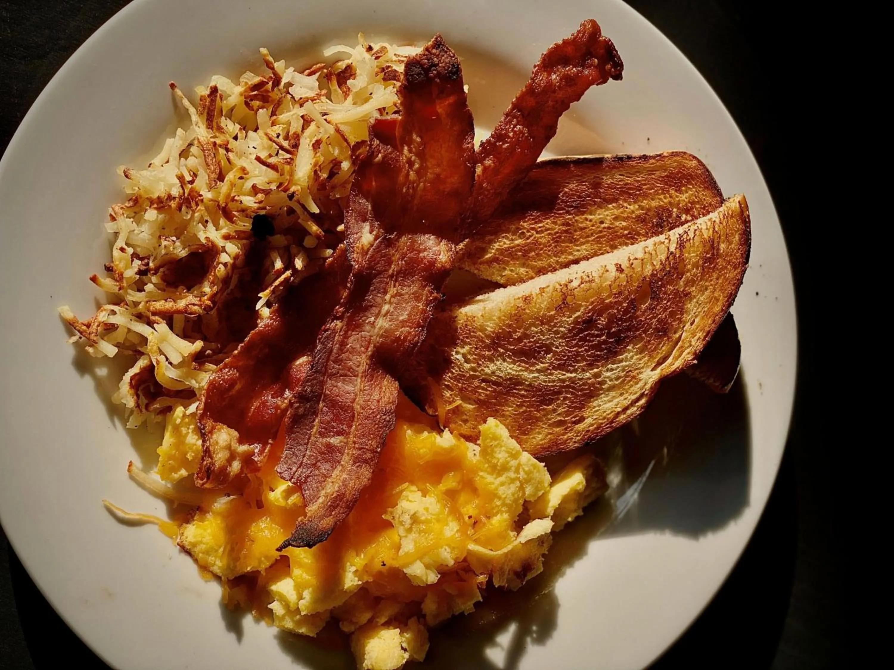 Restaurant/places to eat in Hotel Indigo - Omaha Downtown by IHG