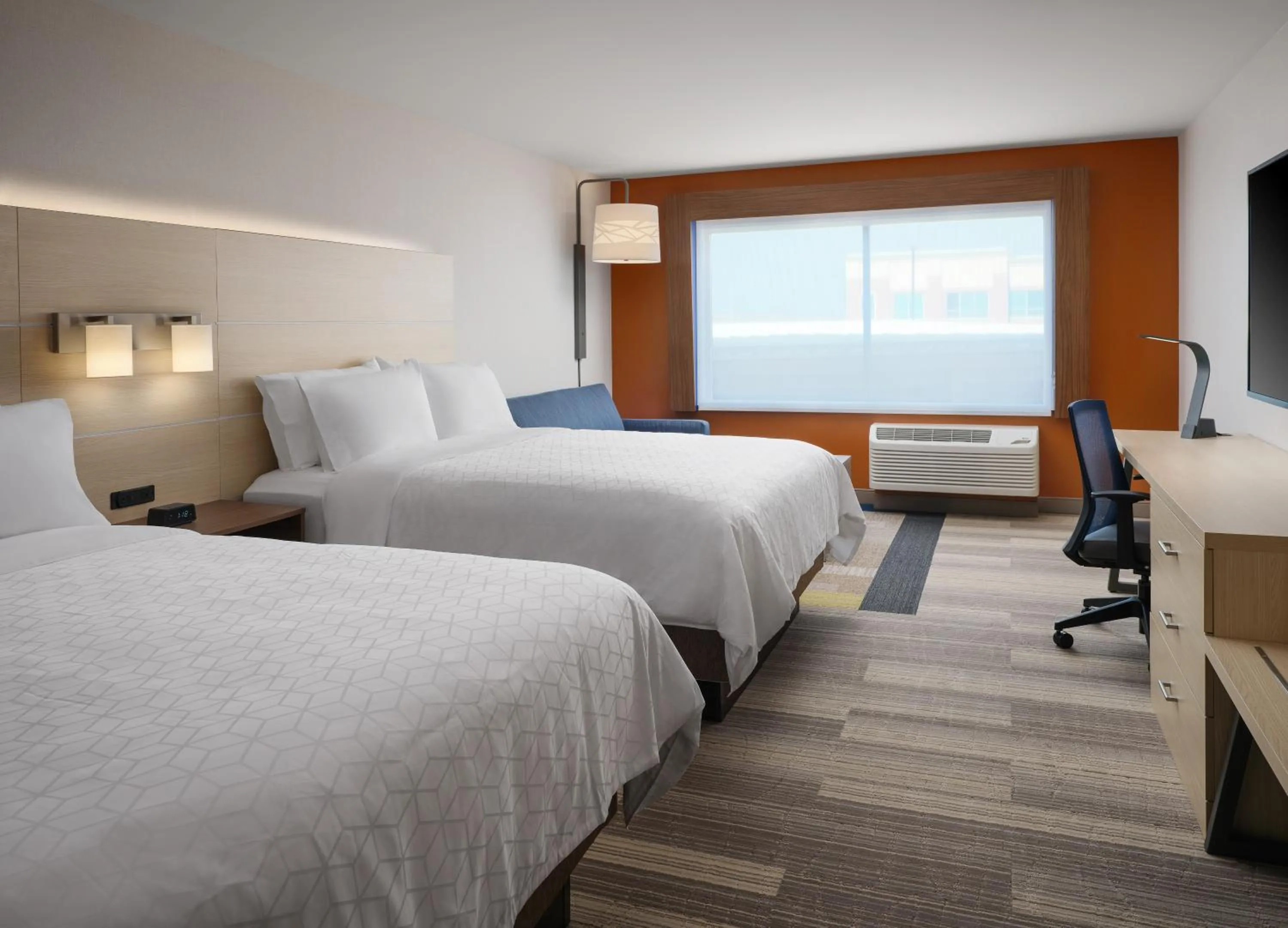 Bedroom, Bed in Holiday Inn Express & Suites - Lockport by IHG