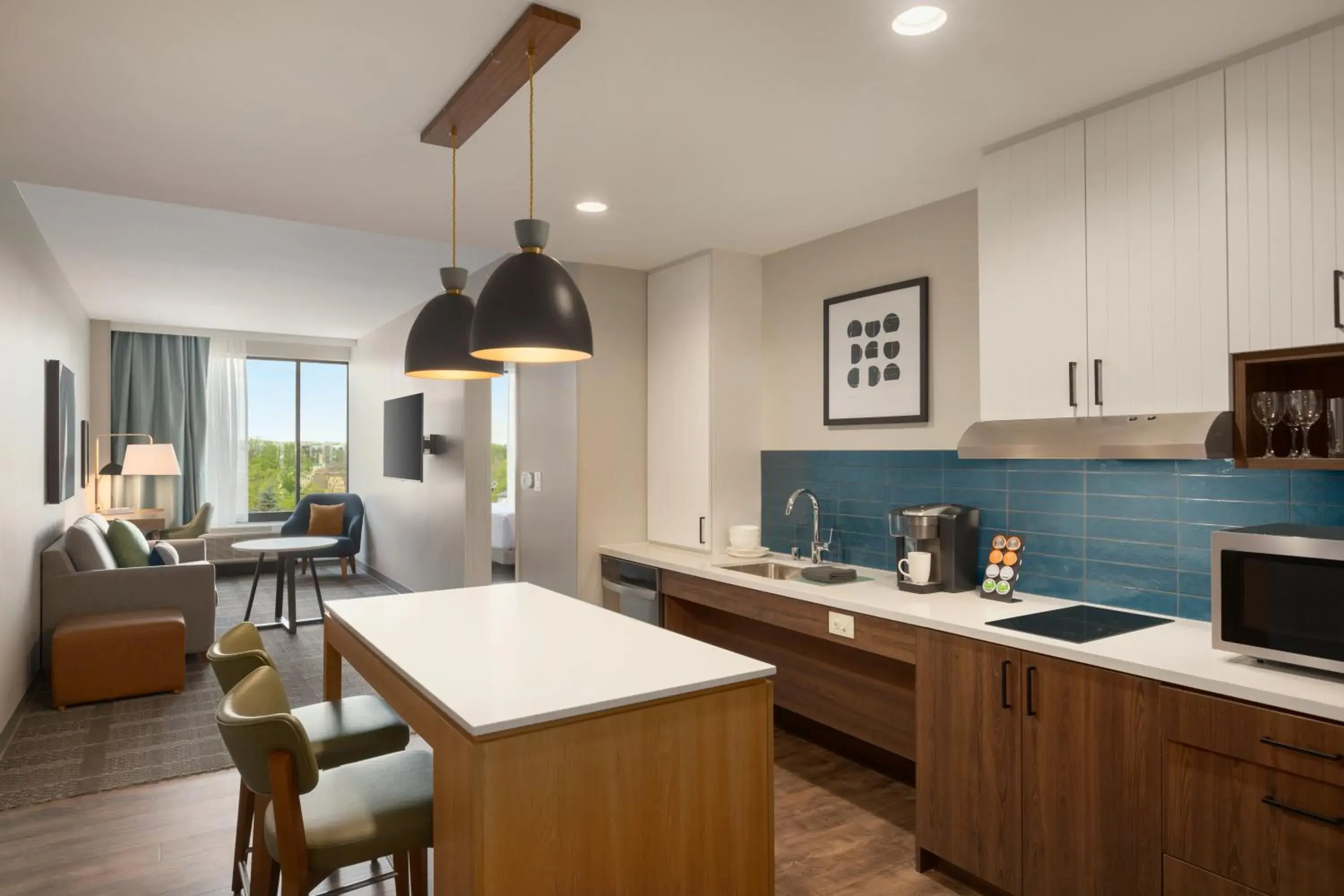 One-Bedroom Queen Suite in Staybridge Suites Rochester - Mayo Clinic Area by IHG One-Bedroom Queen Suite in Staybridge Suites Rochester - Mayo Clinic Area by IHG